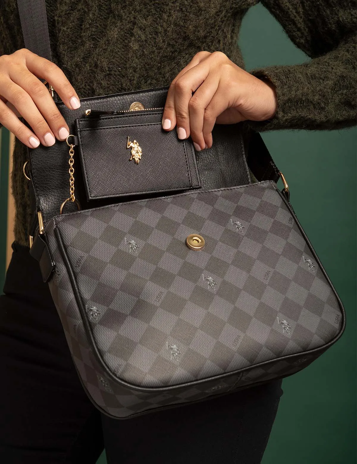 SOLID CARD CASE sold by U.S. Polo Assn. product image thumbnail 2