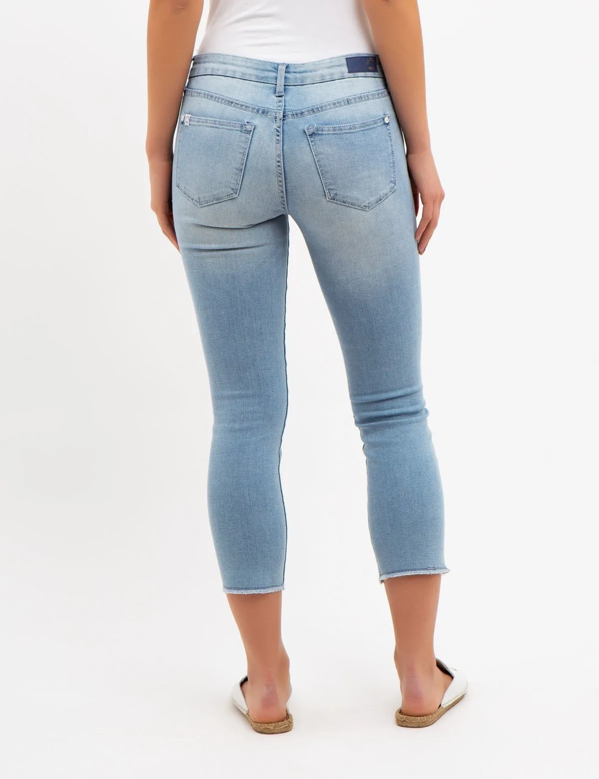 FLORAL EMBROIDERED MID RISE SLIM FIT JEANS sold by U.S. Polo Assn. product image thumbnail 4