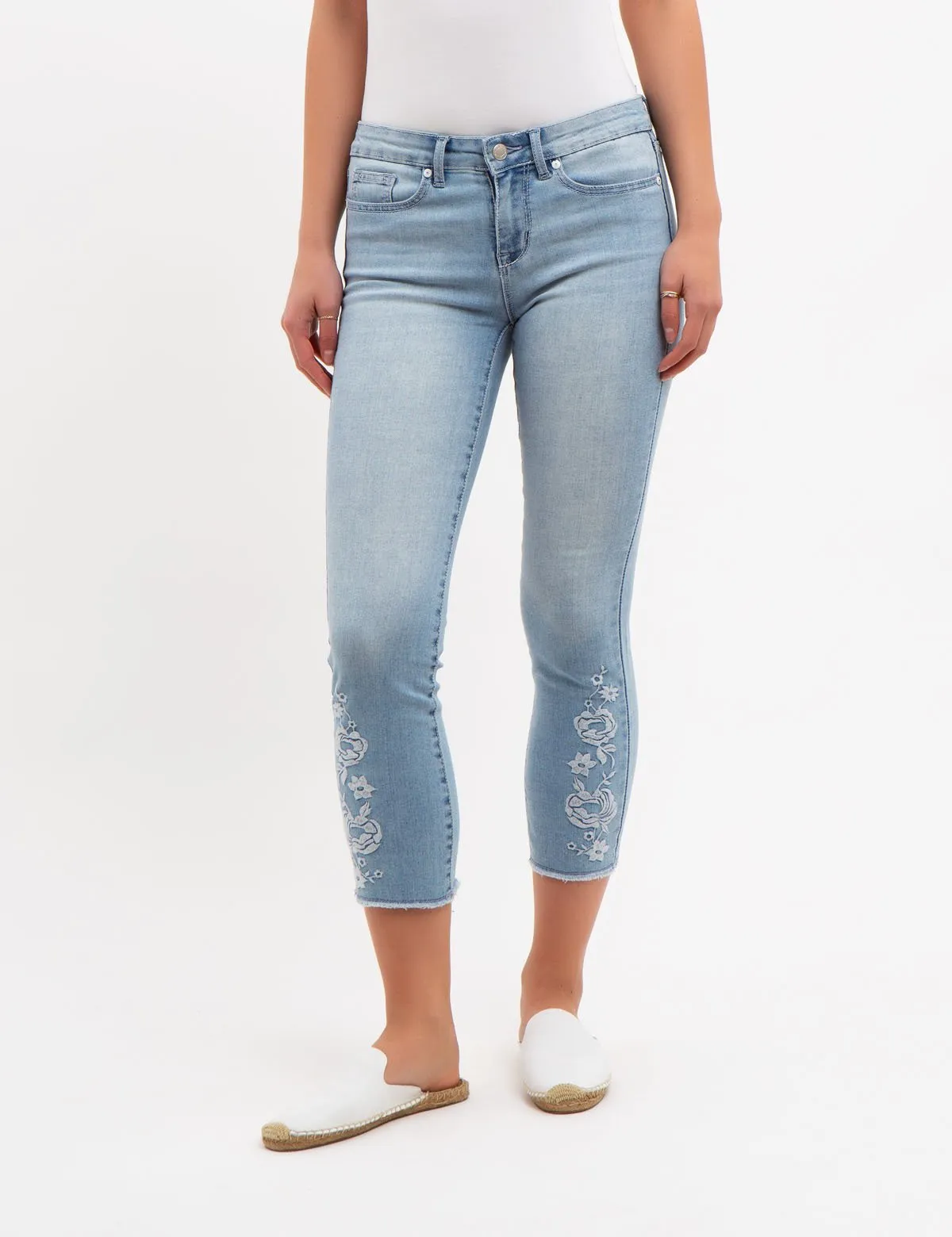 FLORAL EMBROIDERED MID RISE SLIM FIT JEANS sold by U.S. Polo Assn. product image thumbnail 5