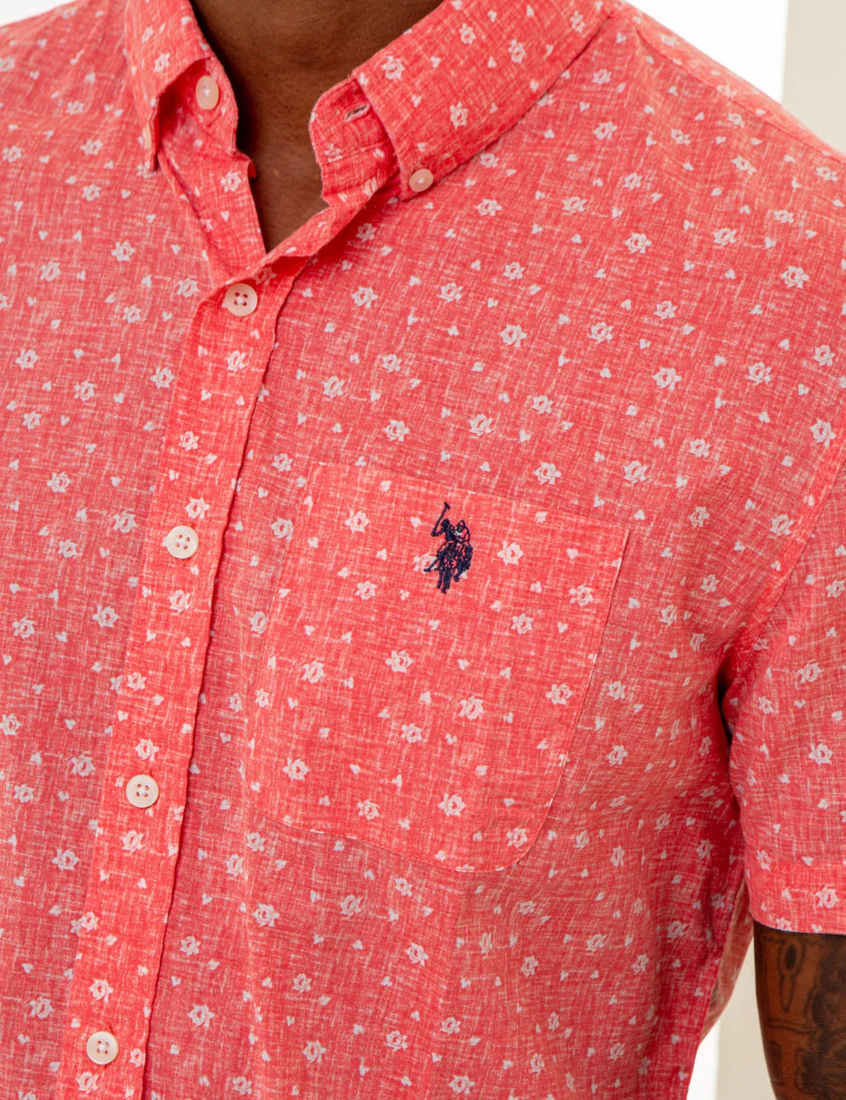 FLORAL PRINT SHORT SLEEVE SHIRT WITH POCKET sold by U.S. Polo Assn. product image thumbnail 2