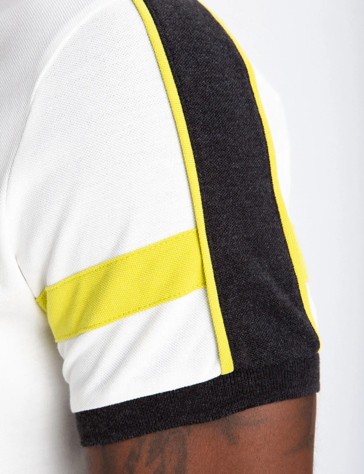 BLACK MALLET SHOULDER PIECING POLO SHIRT sold by U.S. Polo Assn. product image thumbnail 5