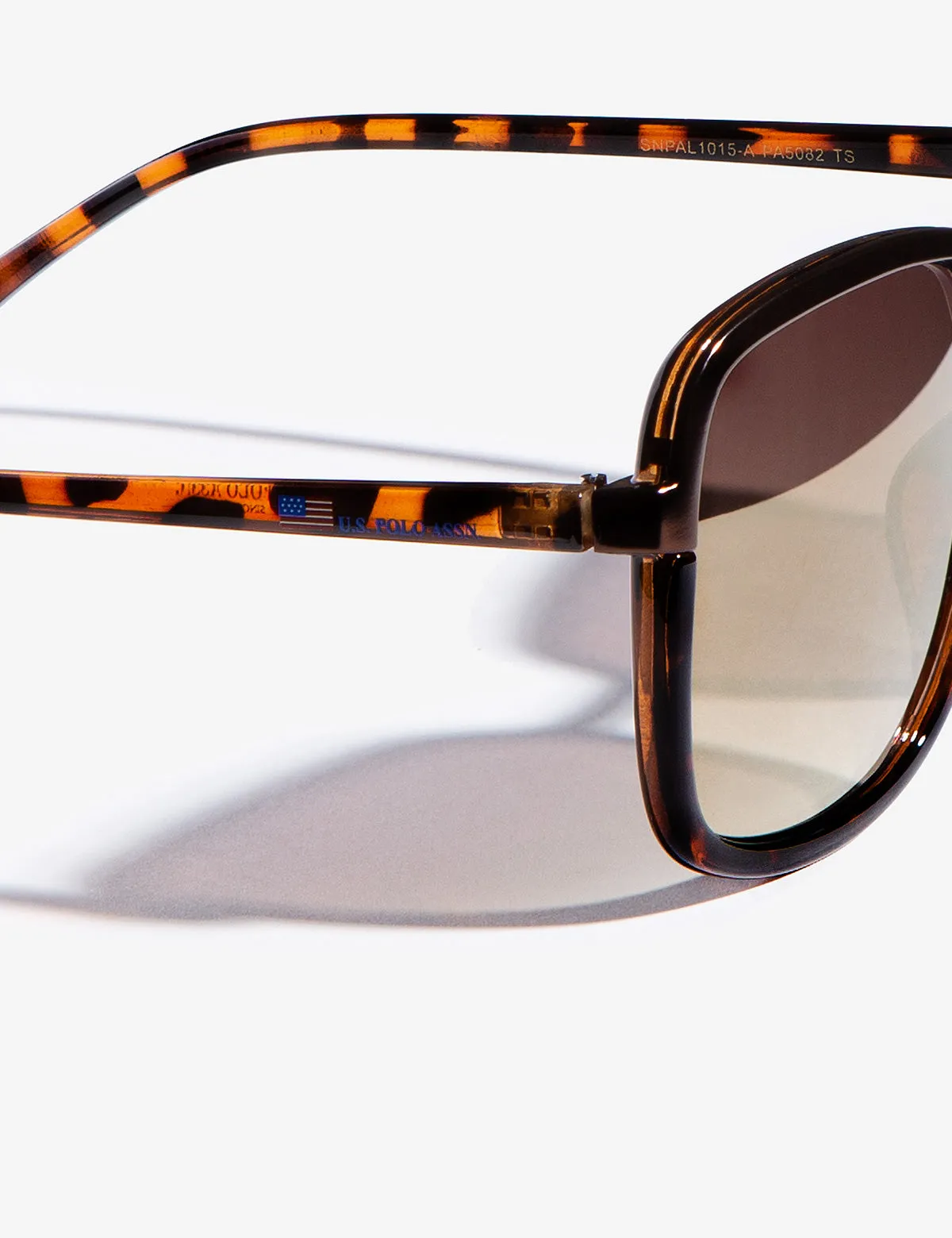 LADIES CLASSIC OVER-SIZED SUNGLASSES sold by U.S. Polo Assn. product image thumbnail 3