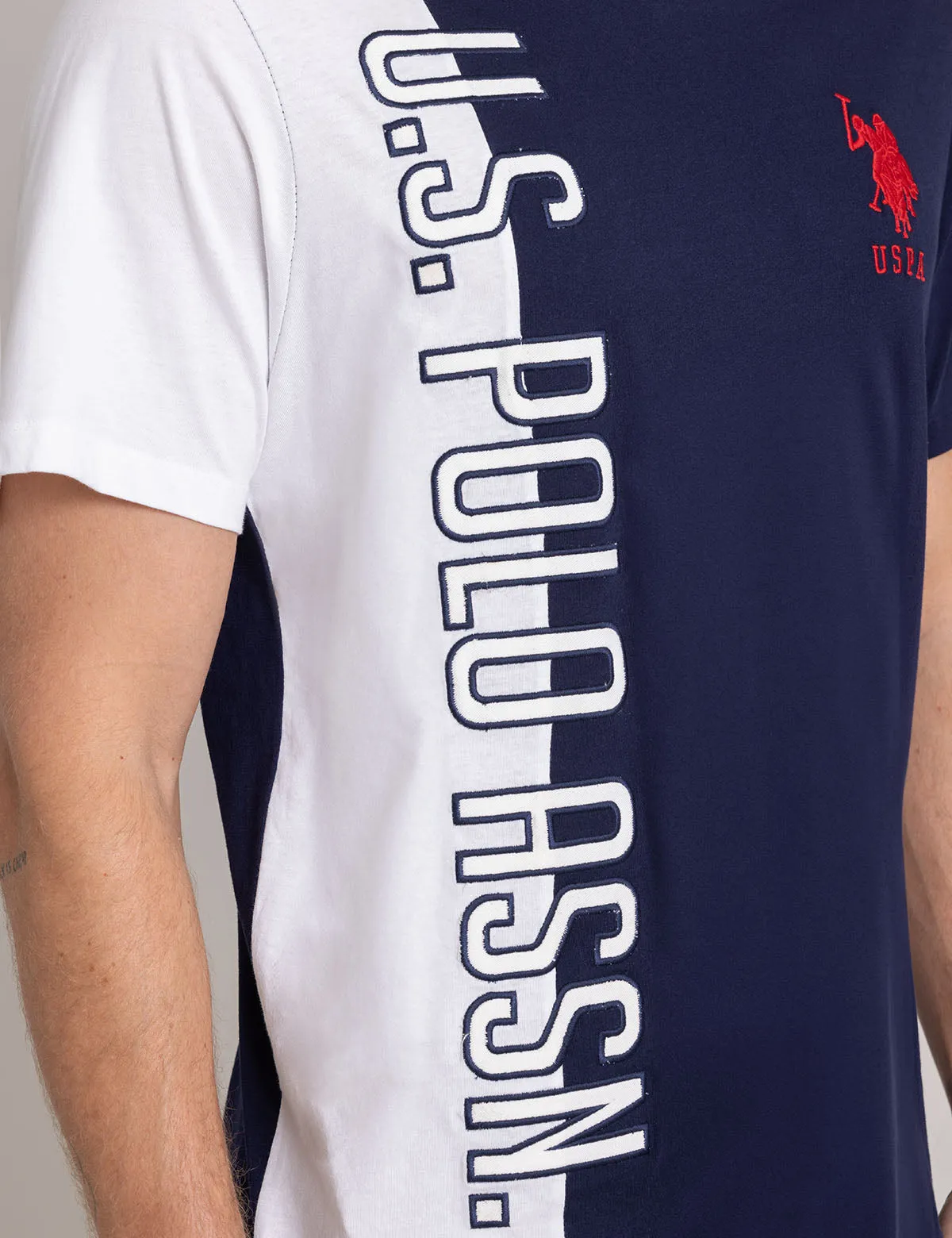 VERTICAL U.S. POLO ASSN. GRAPHIC COLORBLOCK T-SHIR sold by U.S. Polo Assn. product image thumbnail 3