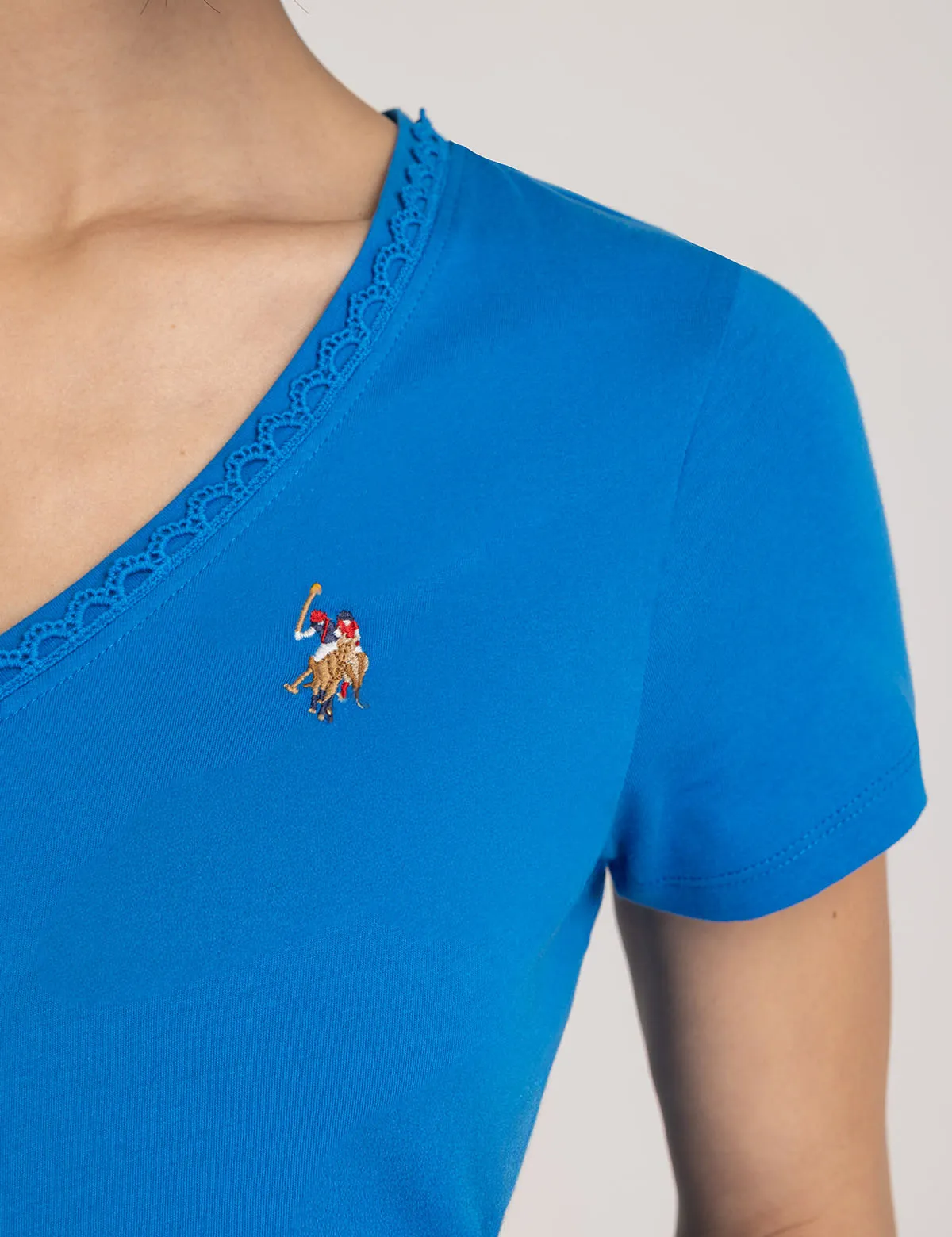 SCALLOP TRIM V-NECK T-SHIRT sold by U.S. Polo Assn. product image thumbnail 2