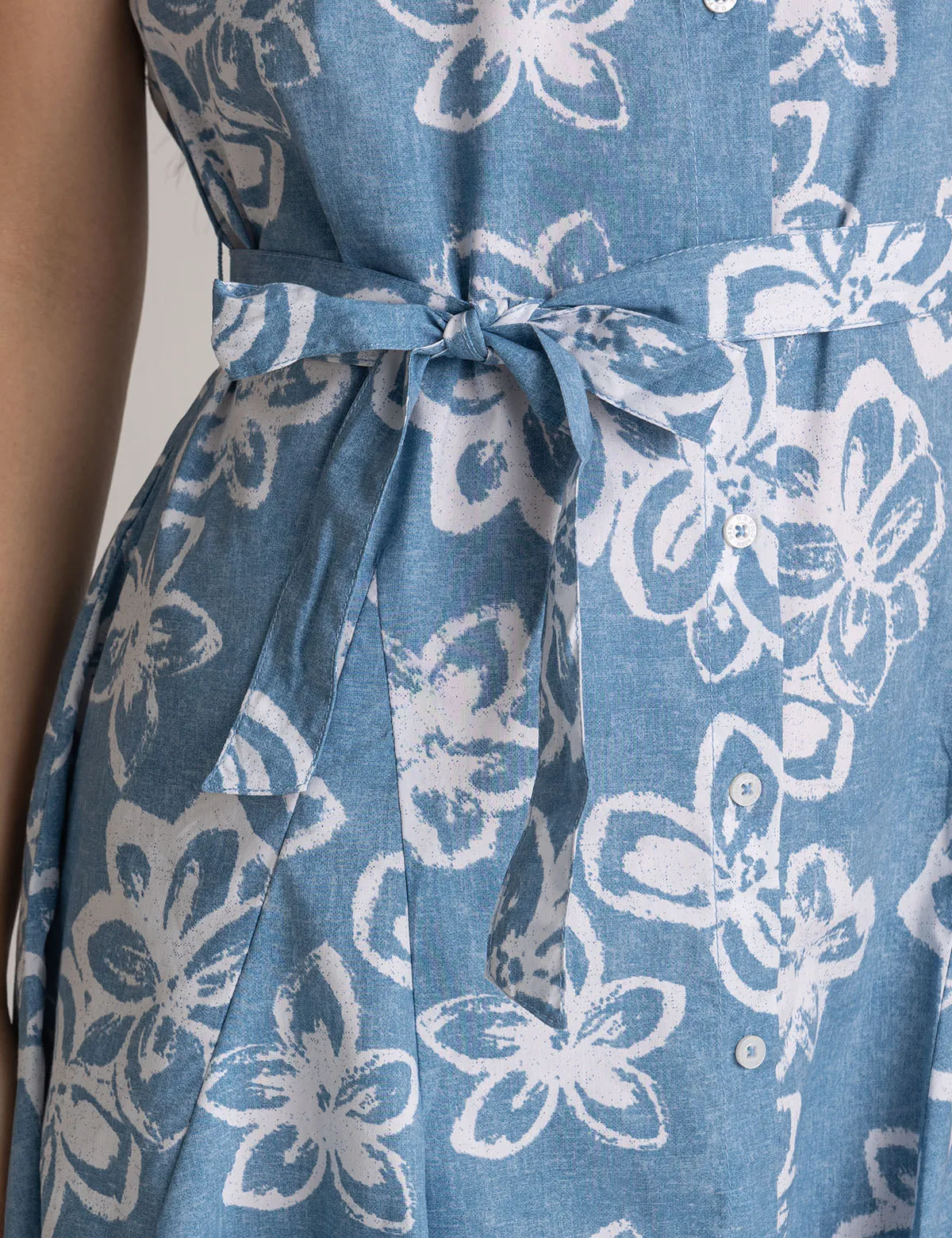 FIT AND FLARE FLORAL POPLIN DRESS sold by U.S. Polo Assn. product image thumbnail 3