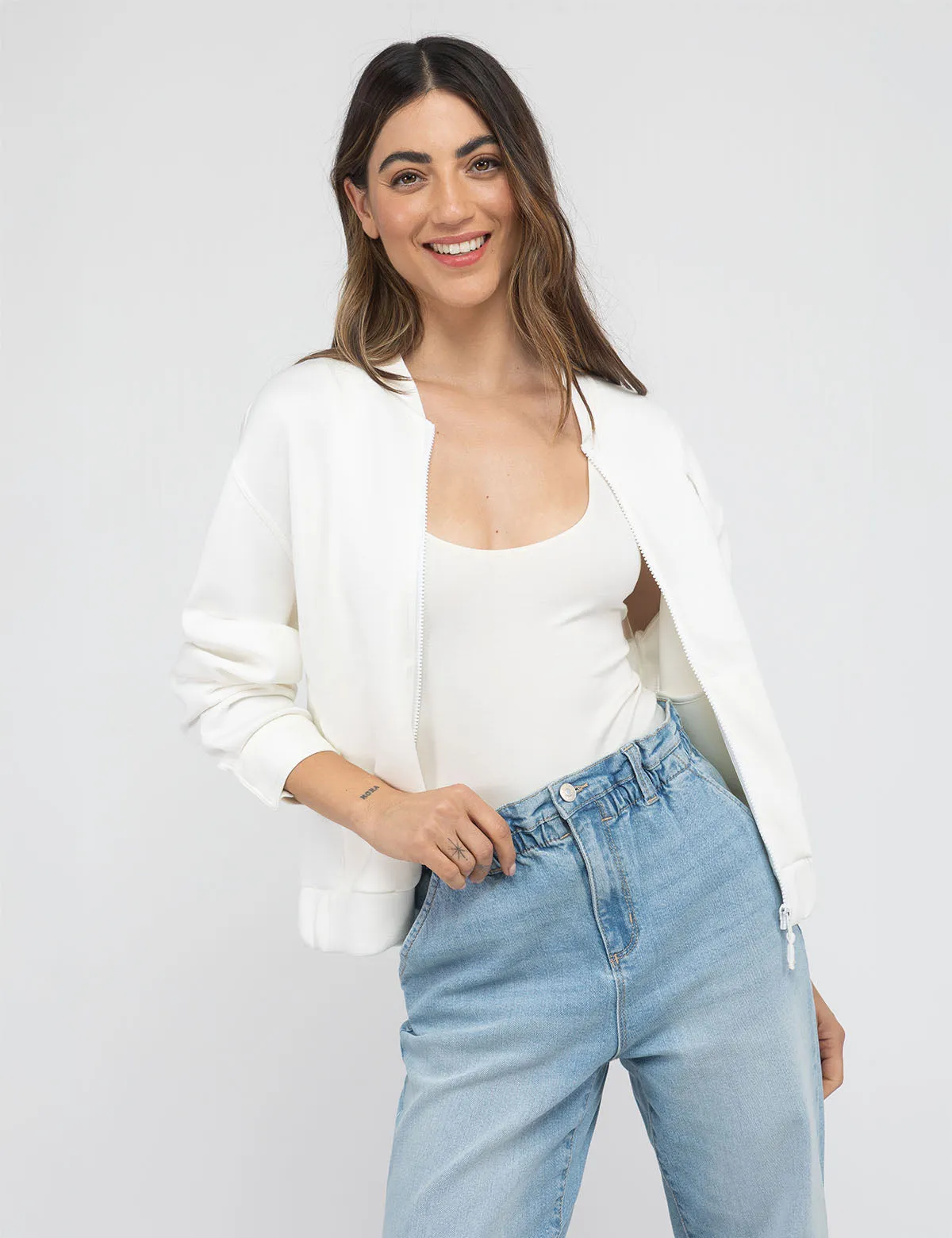 HIGH RISE PAPERBAG CROPPED JEANS sold by U.S. Polo Assn. product image thumbnail 2