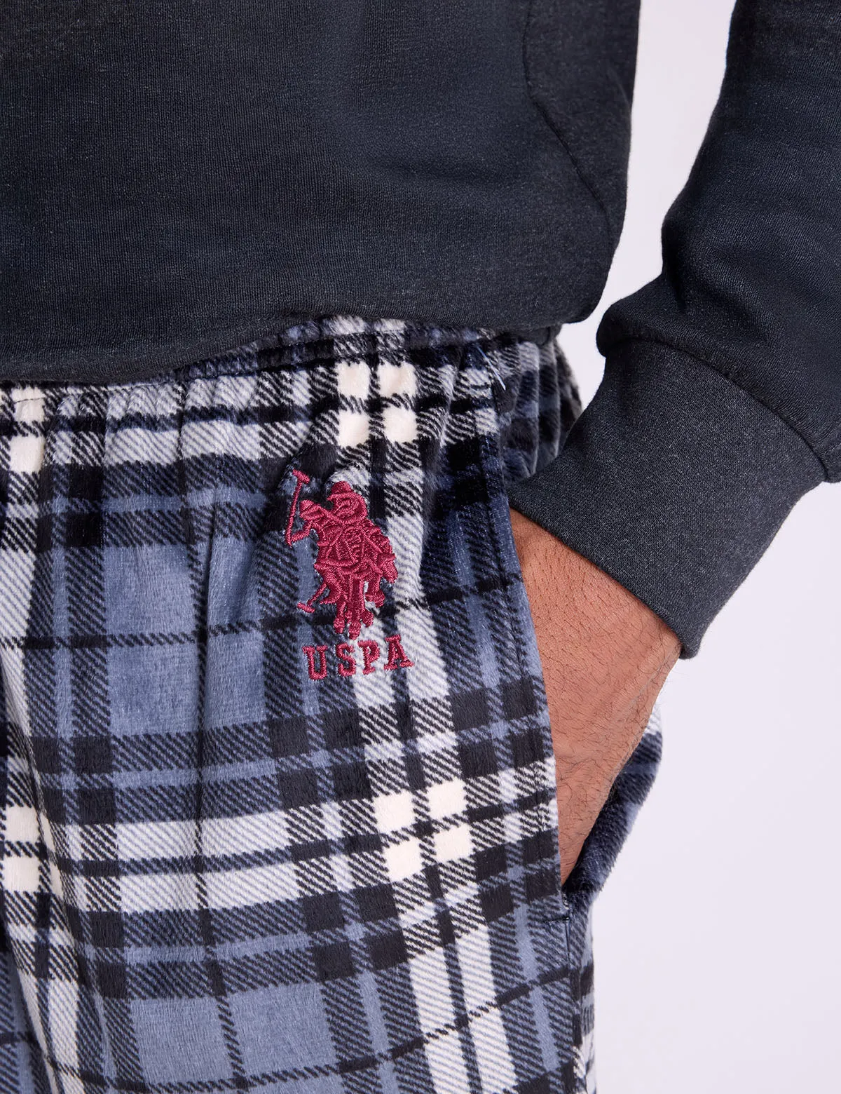 LUXE FLEECE PANT sold by U.S. Polo Assn. product image thumbnail 4