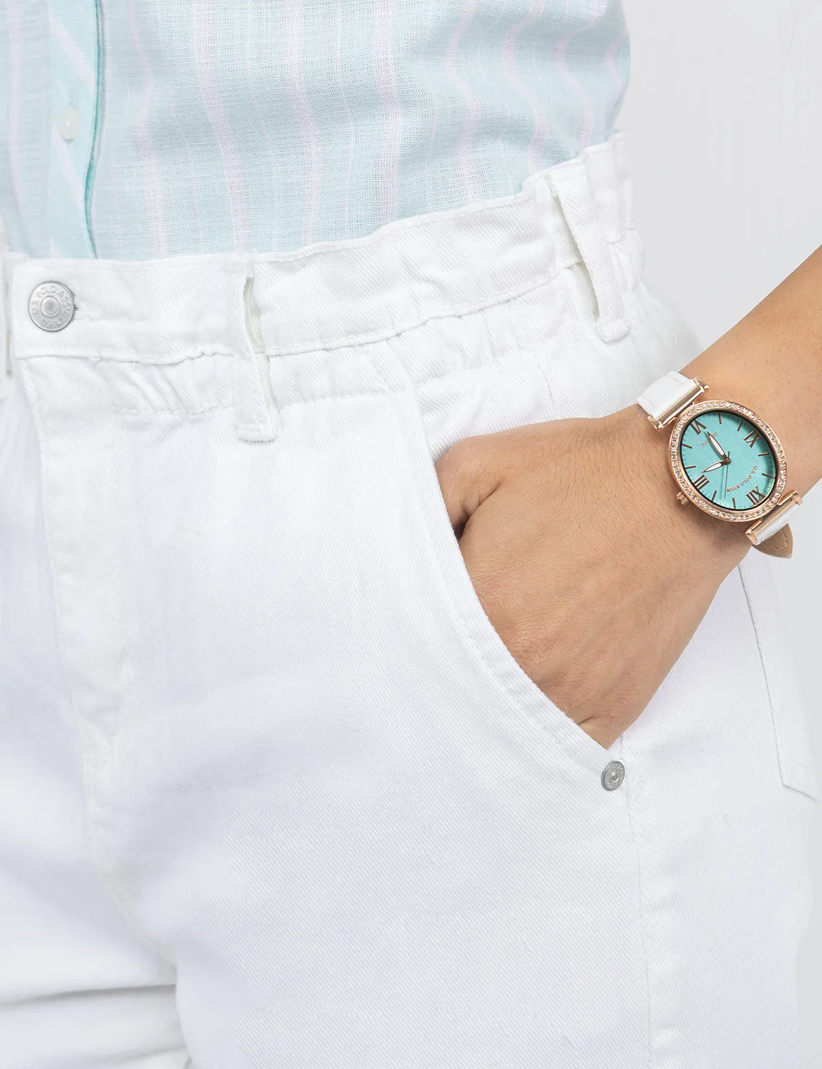 HIGH RISE PAPERBAG CROPPED JEANS sold by U.S. Polo Assn. product image thumbnail 3