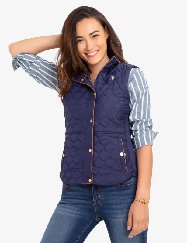 SIDE KNIT QUILTED VEST sold by U.S. Polo Assn.