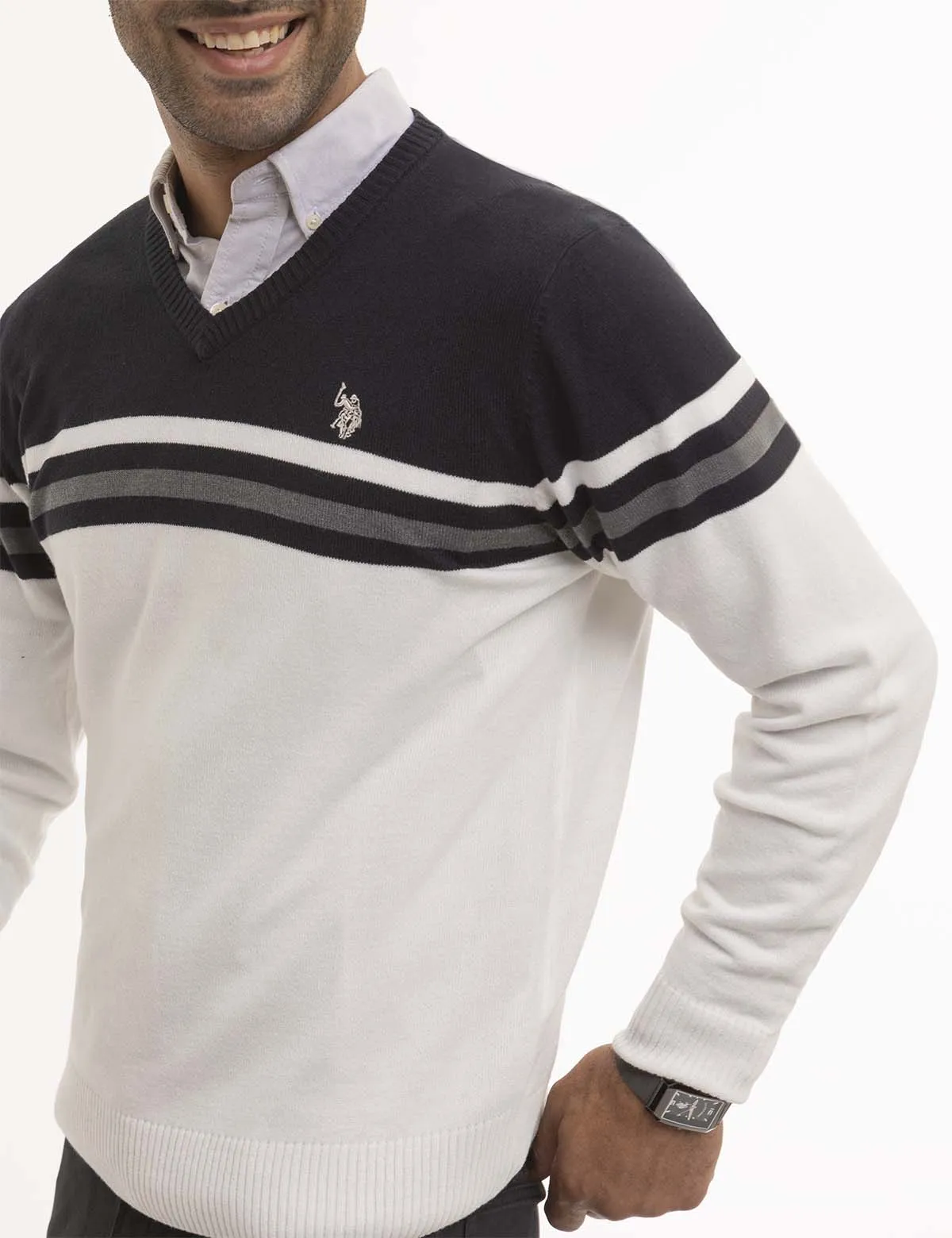 SOFT ENGINEERED STRIPE V-NECK SWEATER sold by U.S. Polo Assn. product image thumbnail 3