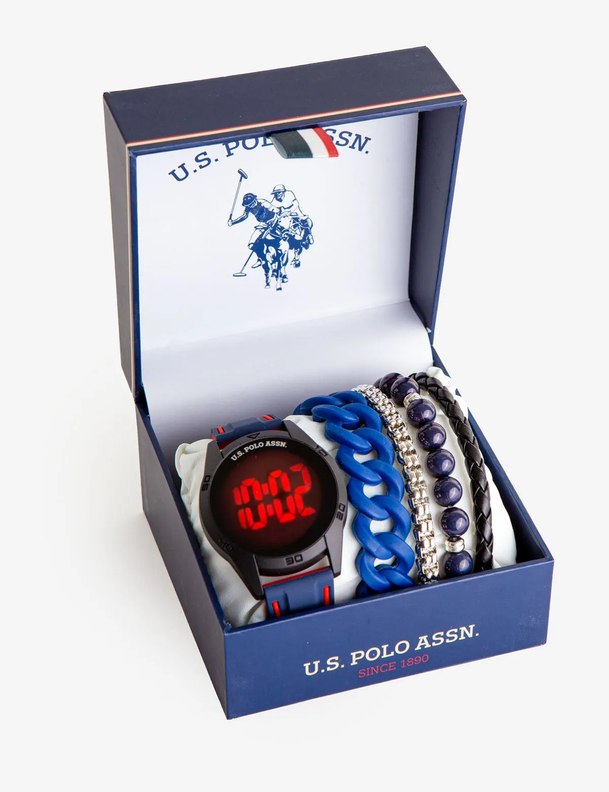 MEN'S SPORT LED WATCH AND BRACELET SET sold by U.S. Polo Assn. product image thumbnail 2