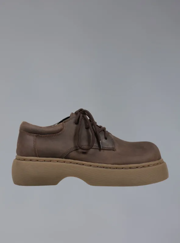 Pek Shoe sold by UNIF