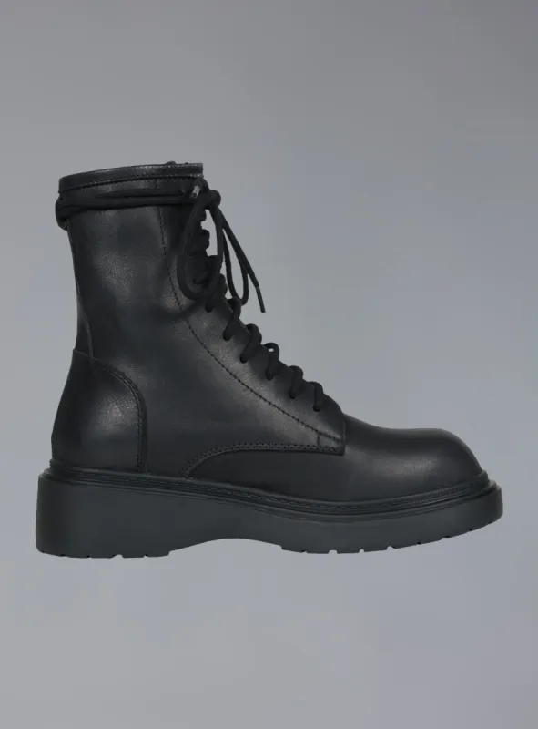 Hagen Boot sold by UNIF