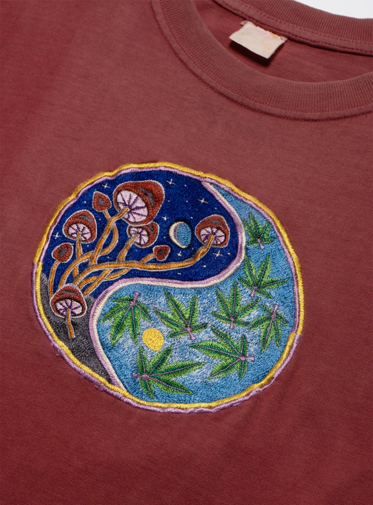 Vintage Yin Yang Mushroom Marijuana Tee sold by UNIF product image thumbnail 2