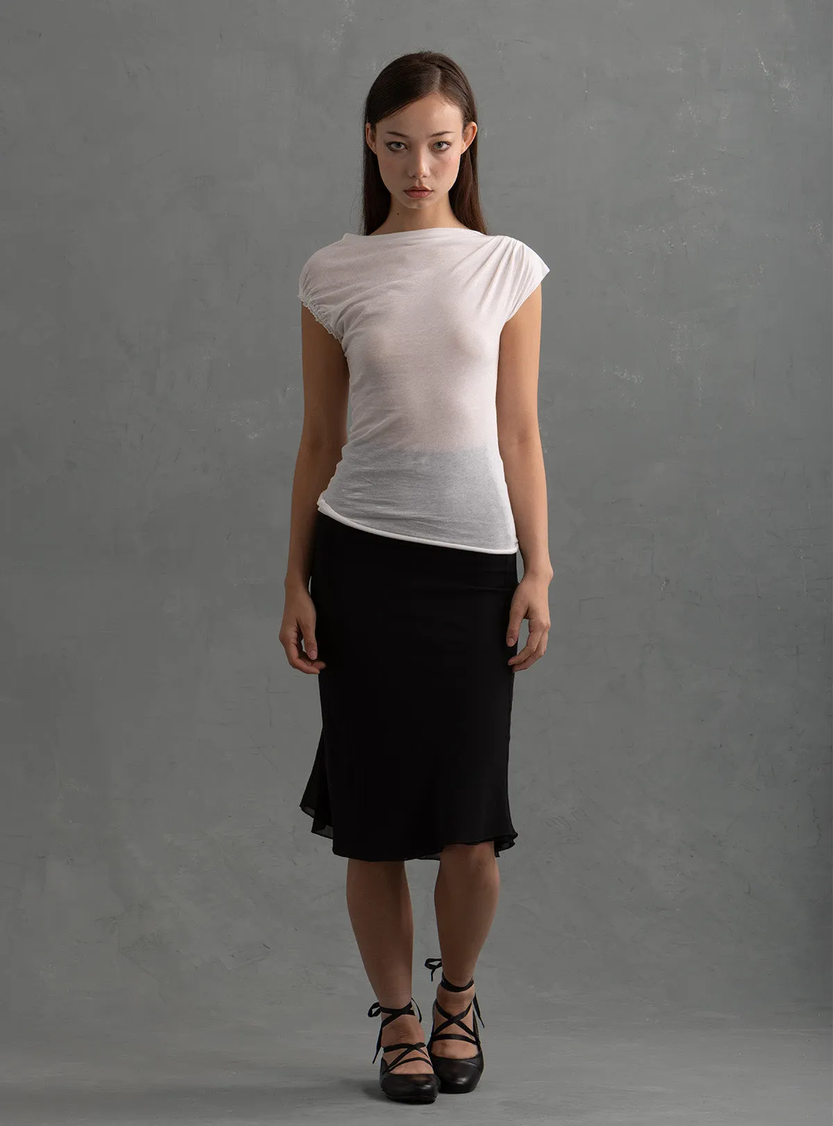 Mochi Top White sold by UNIF