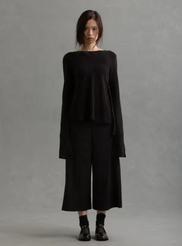 Repose Top made by UNIF