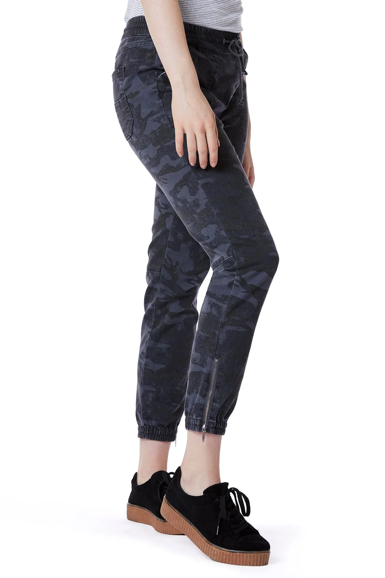Gloria Camo Print Jogger sold by UNIONBAY product image thumbnail 3