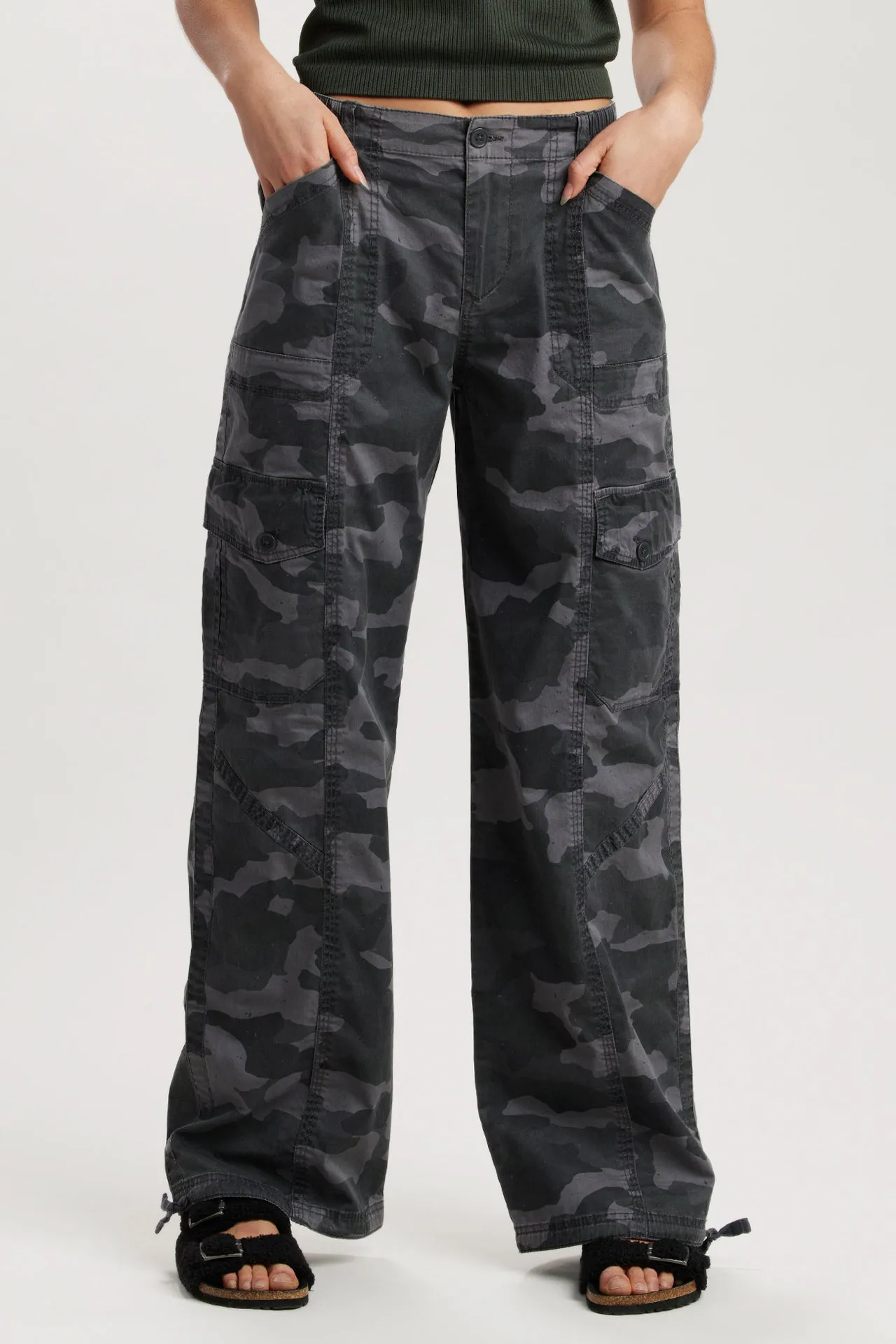 Jay Wide Leg Cargo Pant sold by UNIONBAY