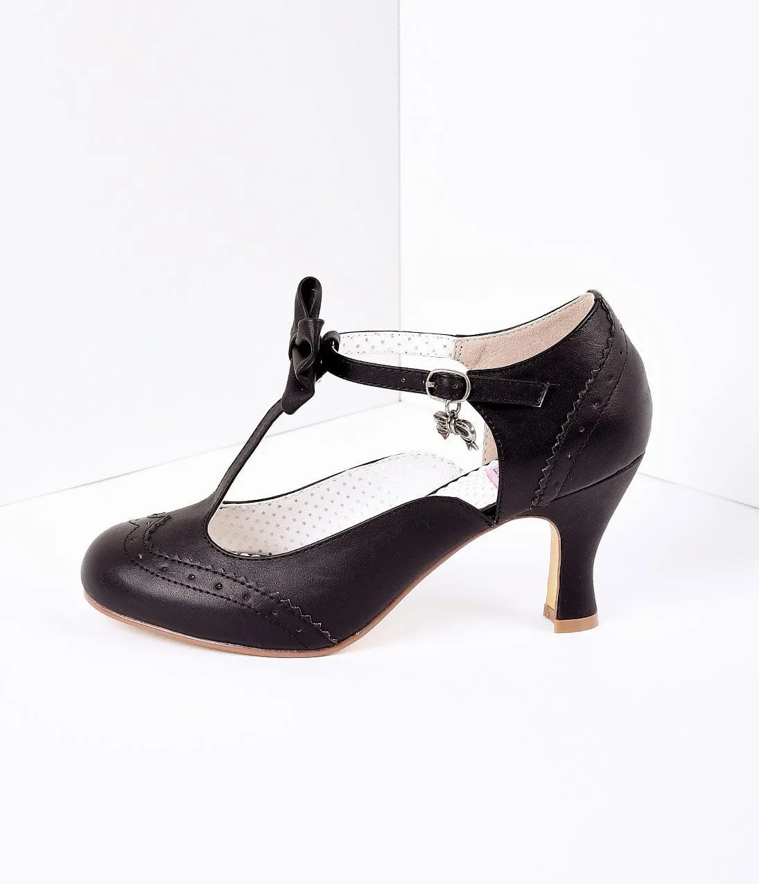 1940s Black Faux Leather Round Toe Kitten Heel sold by Unique Vintage product image thumbnail 5