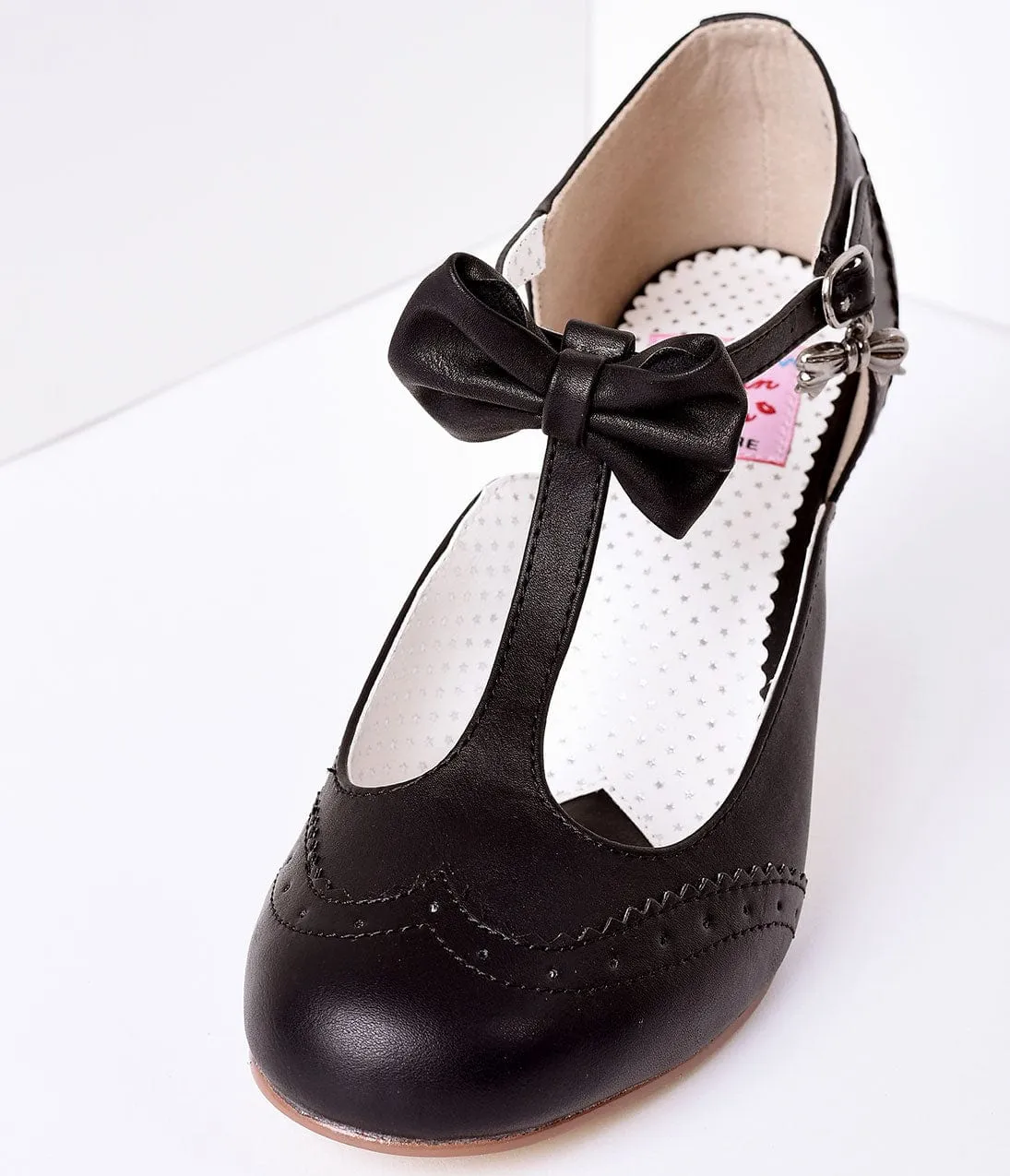 1940s Black Faux Leather Round Toe Kitten Heel sold by Unique Vintage product image thumbnail 3