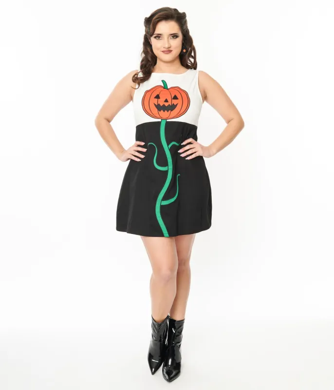 Smak Parlour 1960s Black & White Pumpkin Head Shift Dress sold by Unique Vintage