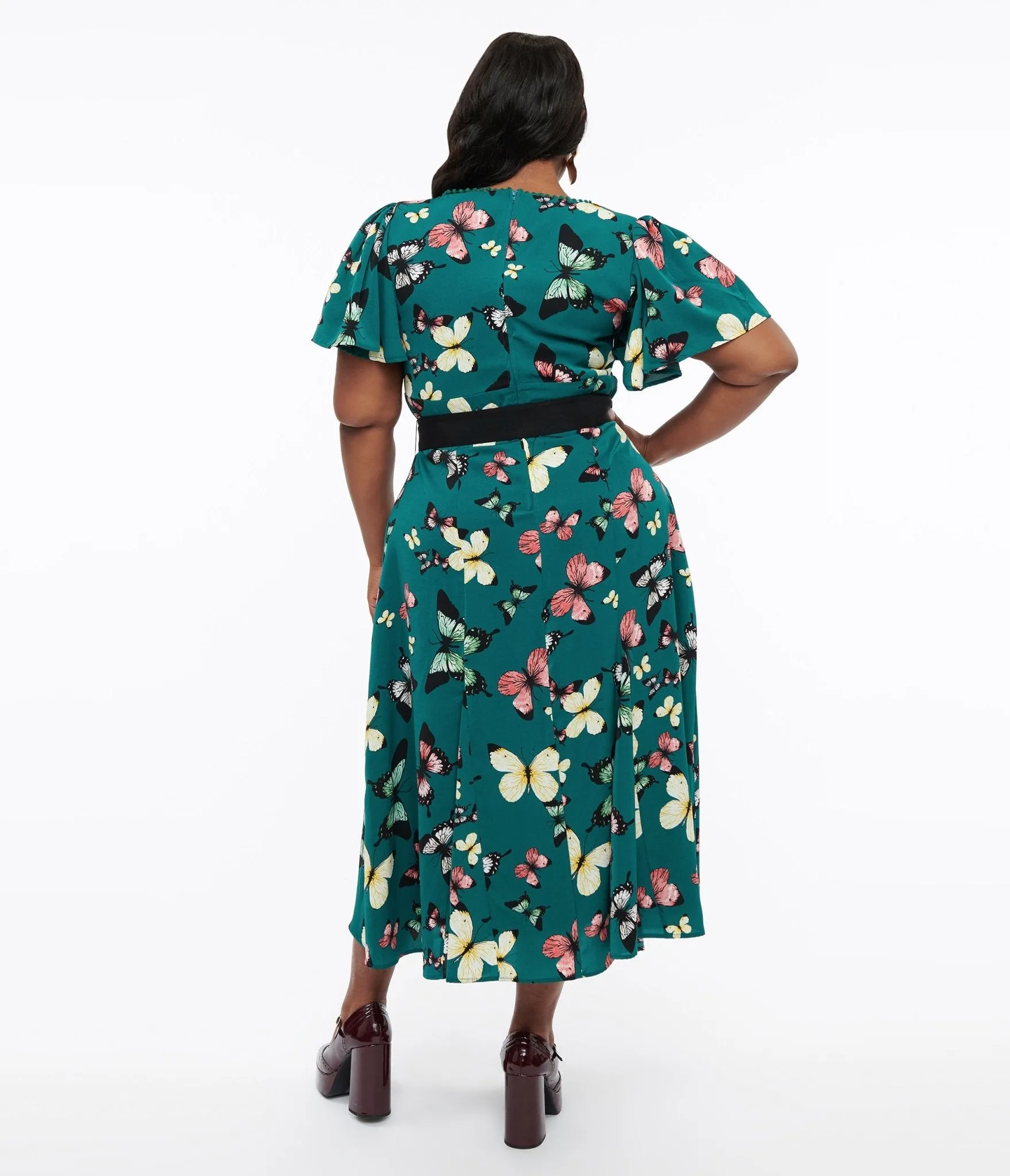 Unique Vintage Plus Size 1940s Green Butterfly Print Midi Dress sold by Unique Vintage product image thumbnail 3