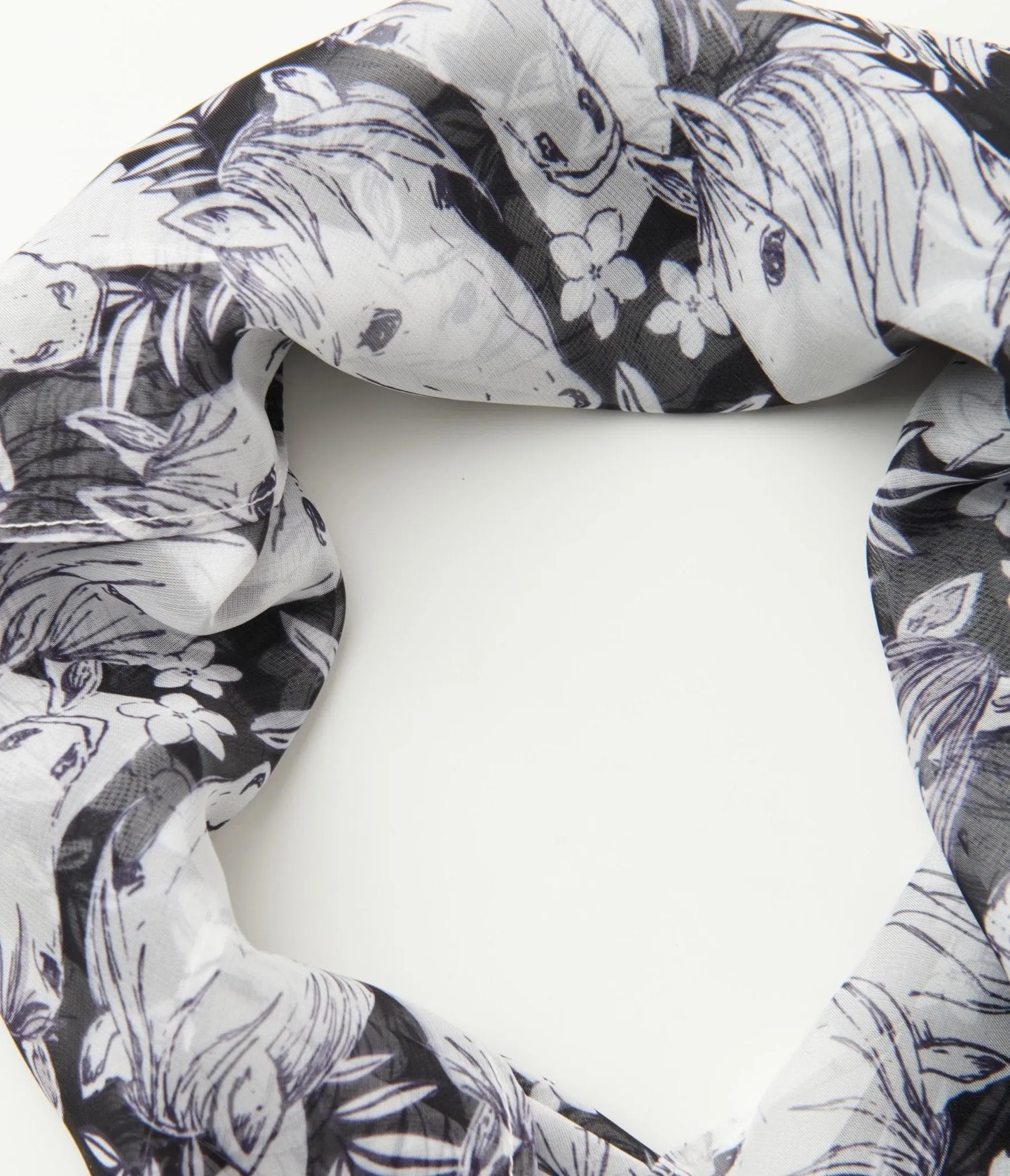 Unique Vintage Wild Horses Print Hair Scarf sold by Unique Vintage product image thumbnail 3