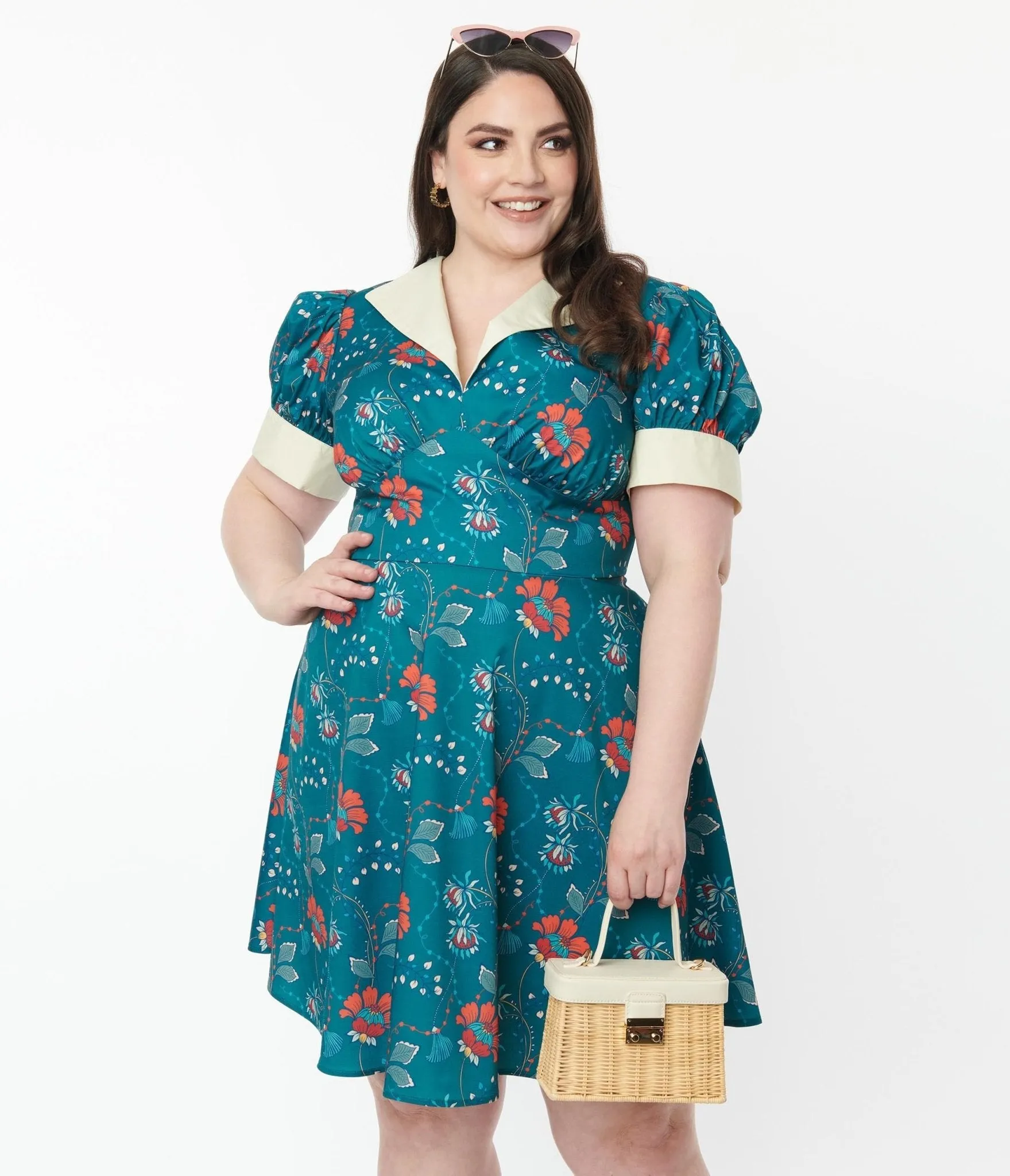 Unique Vintage Plus Size 1940s Teal & Red Floral Chain Print Swing Dress sold by Unique Vintage product image thumbnail 4