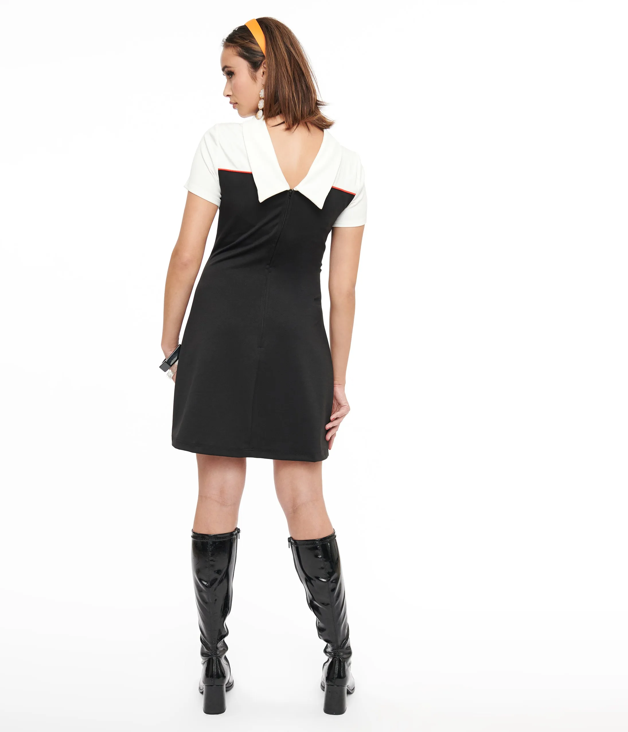 Smak Parlour 1960s Black & Orange Pumpkin Pocket Shift Dress sold by Unique Vintage product image thumbnail 2