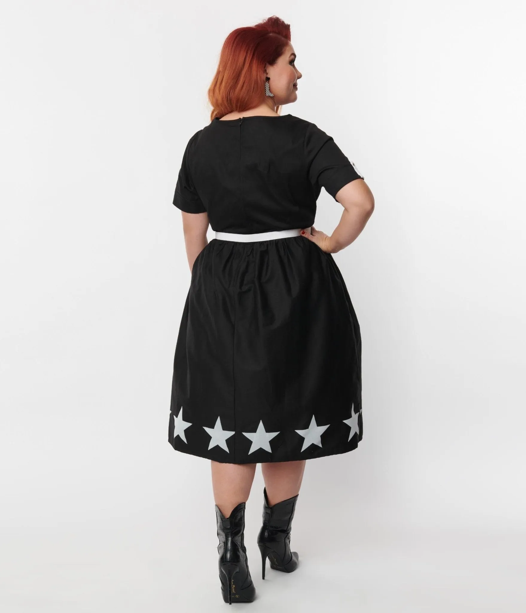 Unique Vintage Plus Size Black & White Star Cut Out Dress sold by Unique Vintage product image thumbnail 4