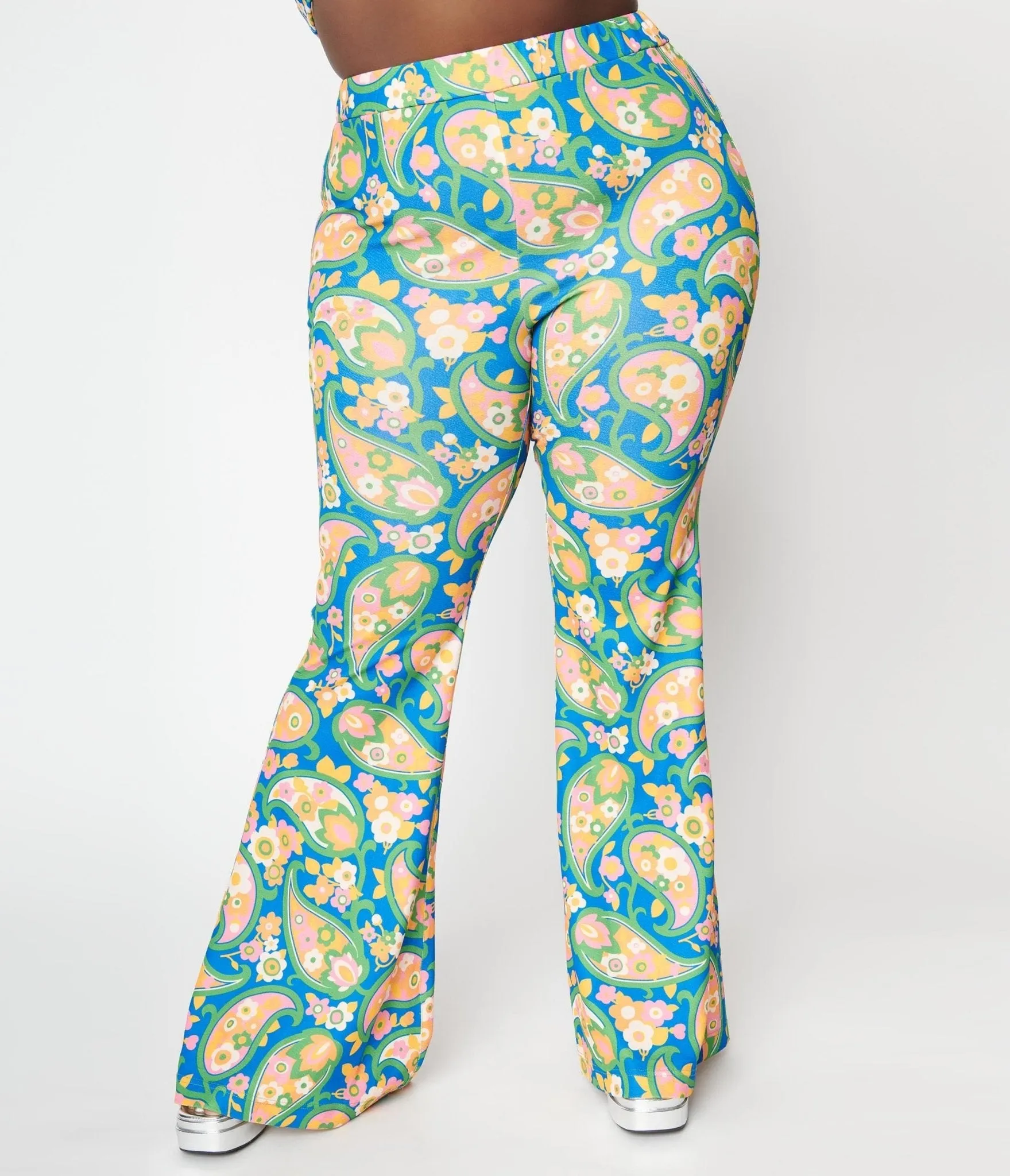 Smak Parlour Plus Size 2970s Blue Paisley Floral Mod Flare Pants sold by Unique Vintage product image thumbnail 2