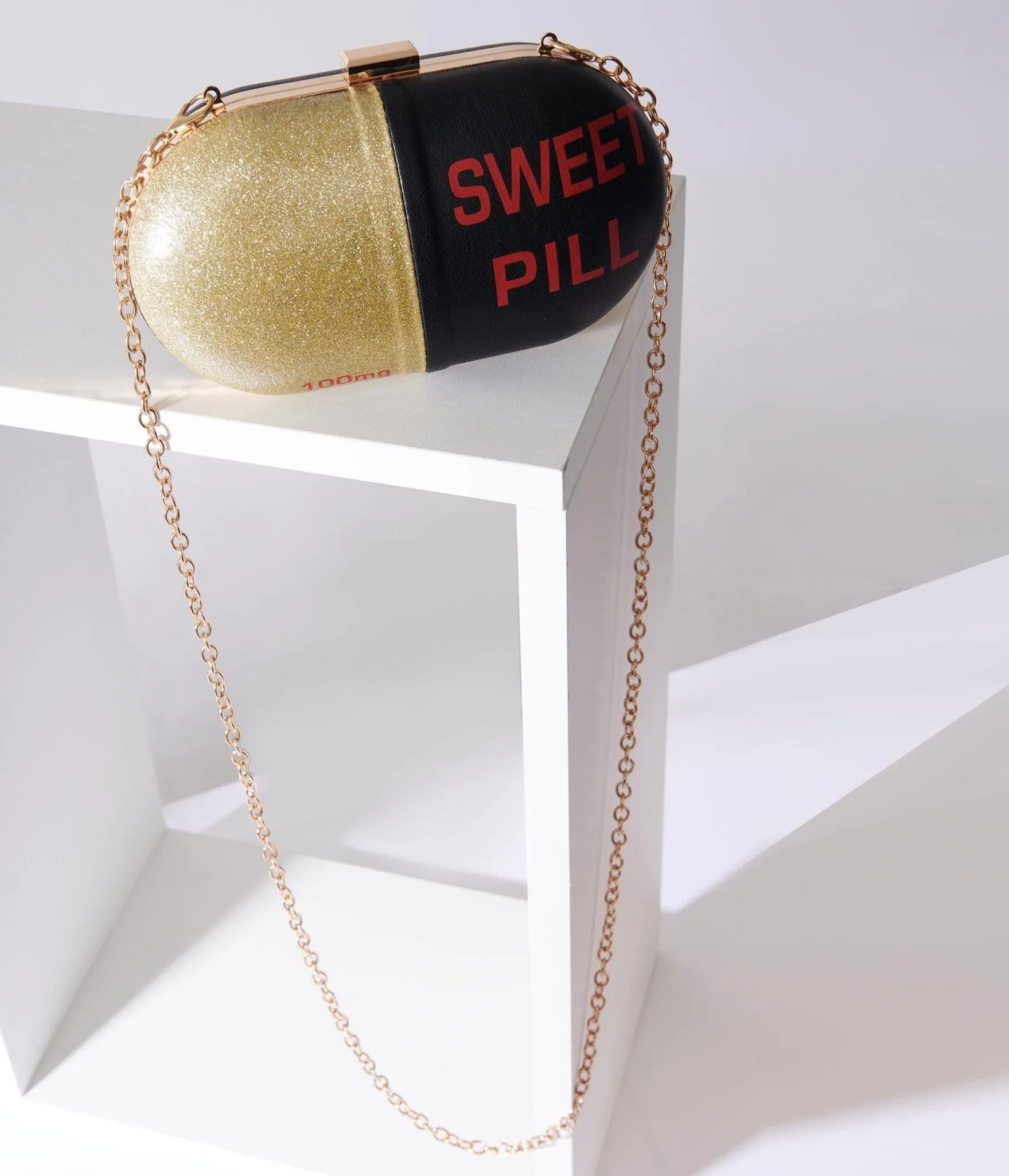 Black & Gold Sweet Pill Handbag sold by Unique Vintage product image thumbnail 4