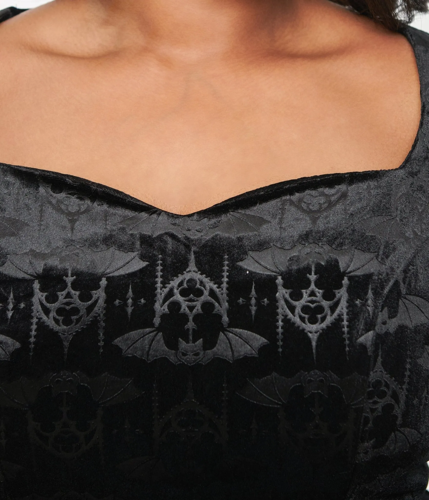 Plus Size 1950s Black Velvet Bat Print Fit & Flare Dress sold by Unique Vintage product image thumbnail 2