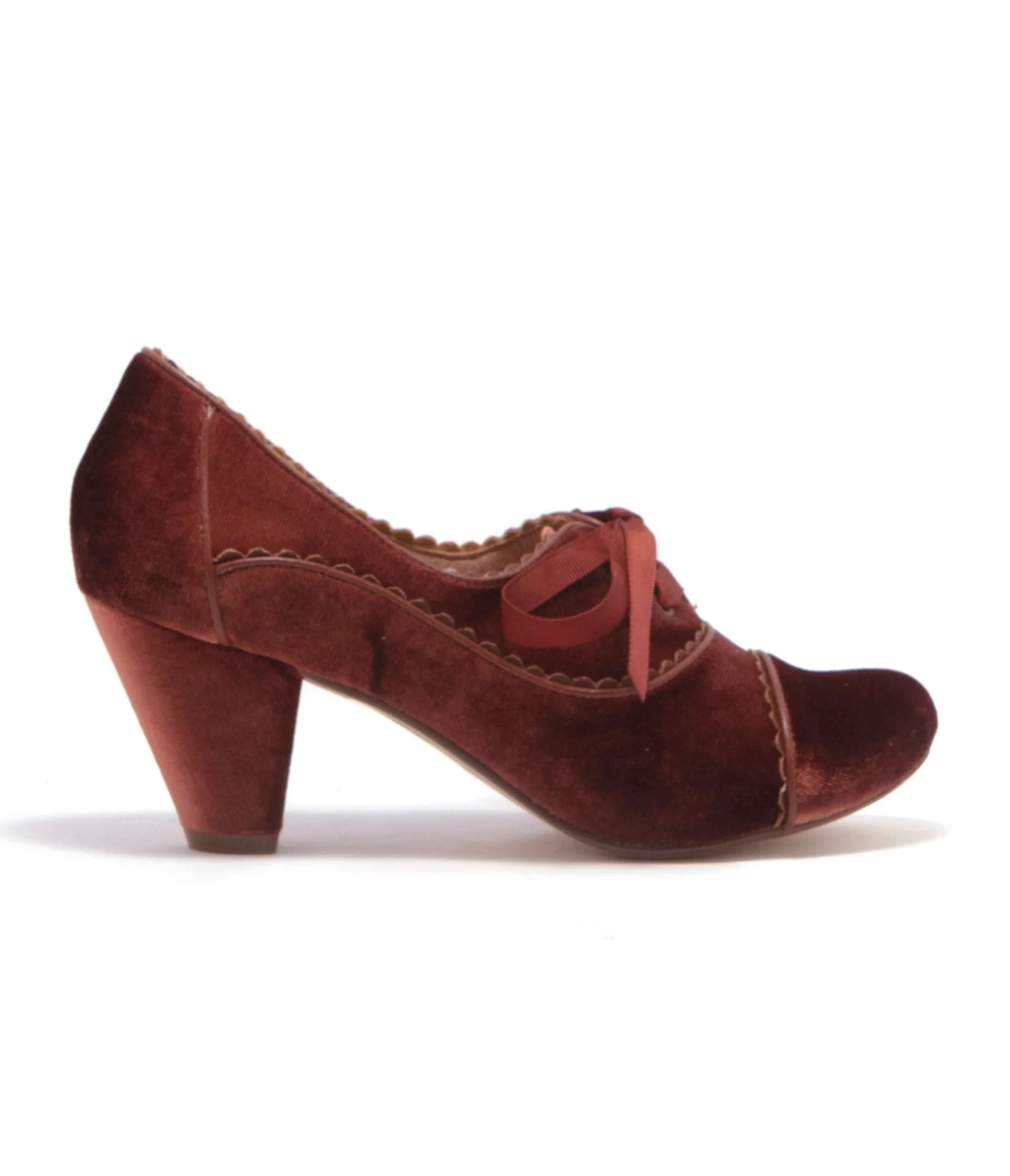 Chelsea Crew 1930s Rust Velvet Oxford Madison Heels sold by Unique Vintage product image thumbnail 2