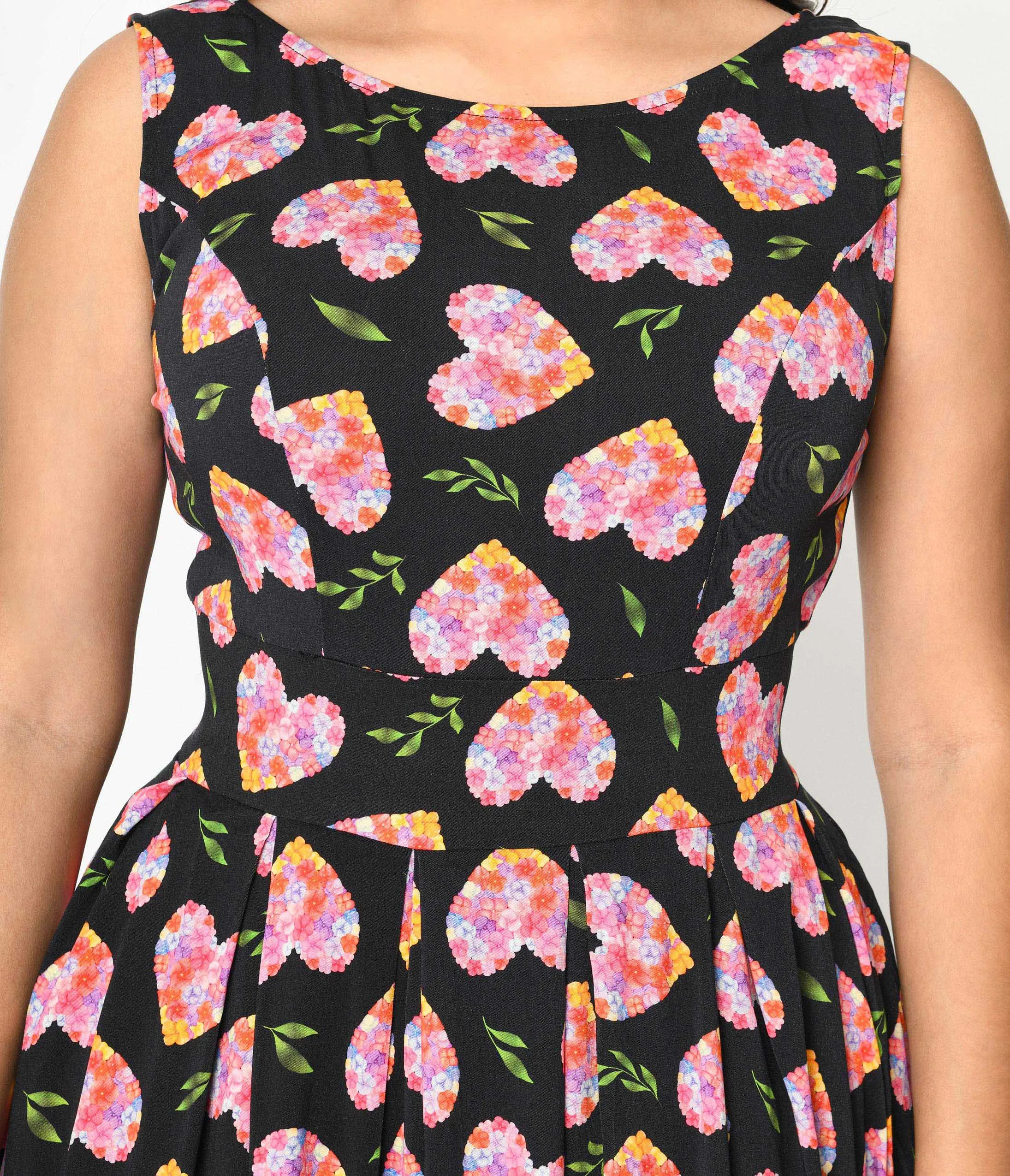 Black & Multicolor Floral Hearts Swing Dress sold by Unique Vintage product image thumbnail 2