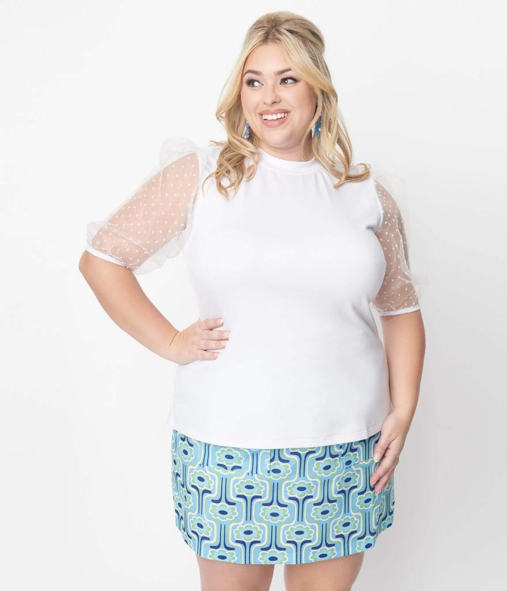 Plus Size White & Clip Dot Balloon Sleeved Top sold by Unique Vintage product image thumbnail 3