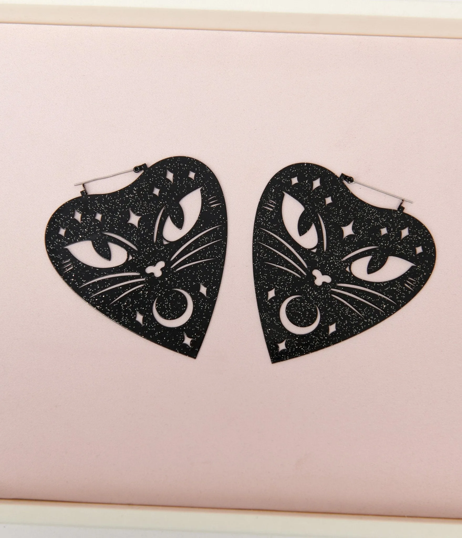 Black Cat Ouija Planchette Earrings sold by Unique Vintage product image thumbnail 3