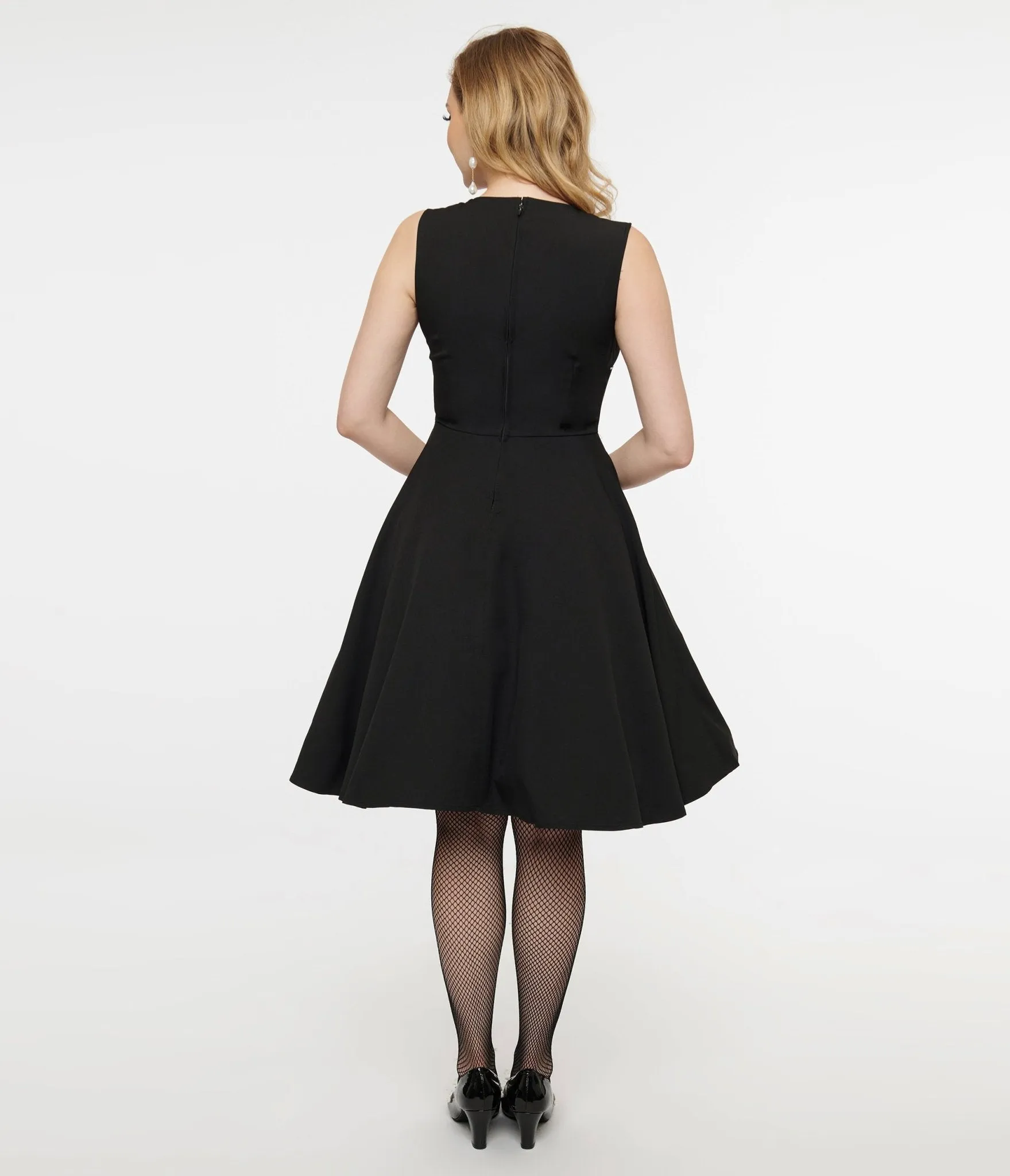 1950s Black & White Piping Fit & Flare Dress sold by Unique Vintage product image thumbnail 2