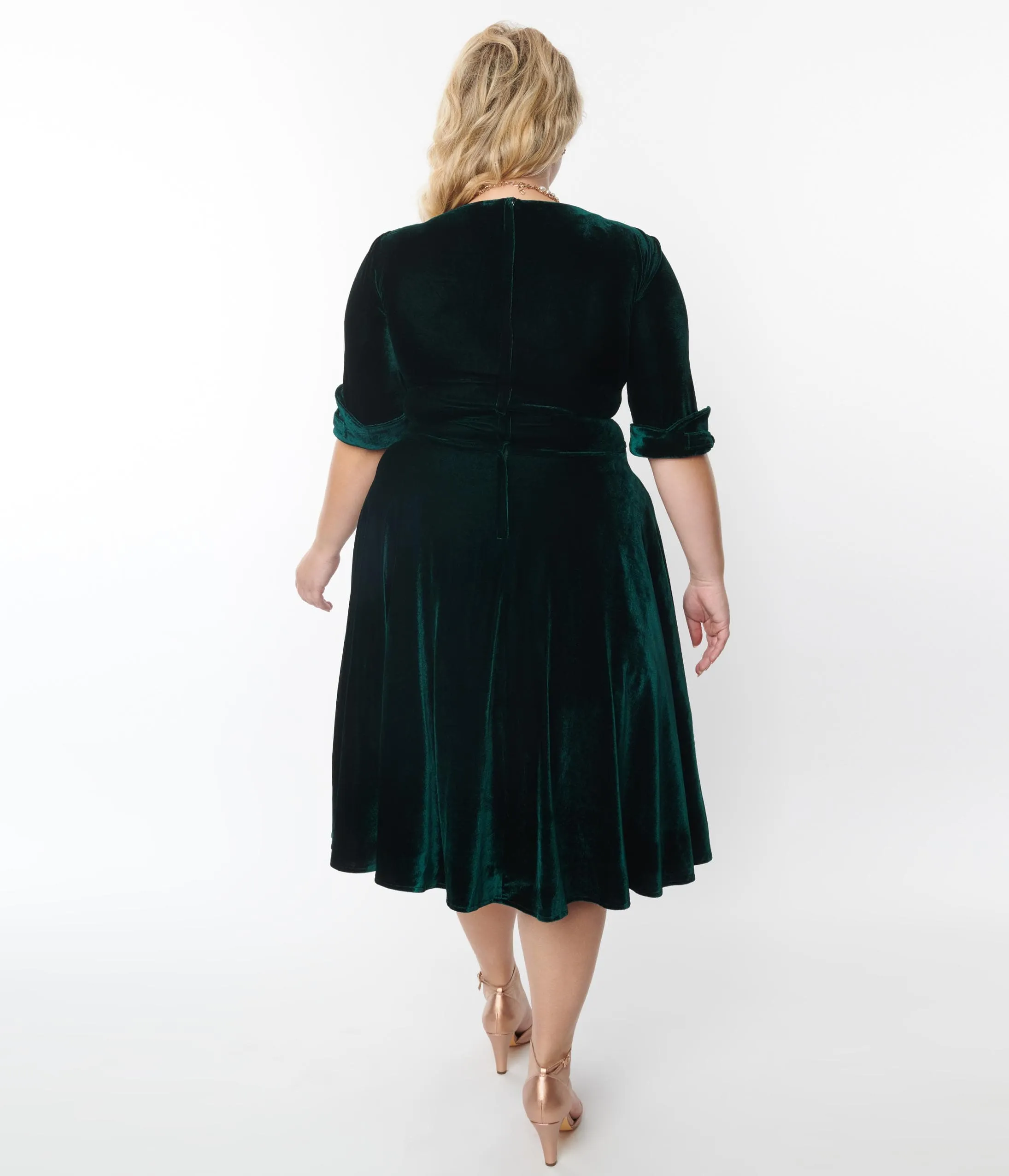 Unique Vintage Plus Size Emerald Green Velvet Delores Swing Dress sold by Unique Vintage product image thumbnail 2