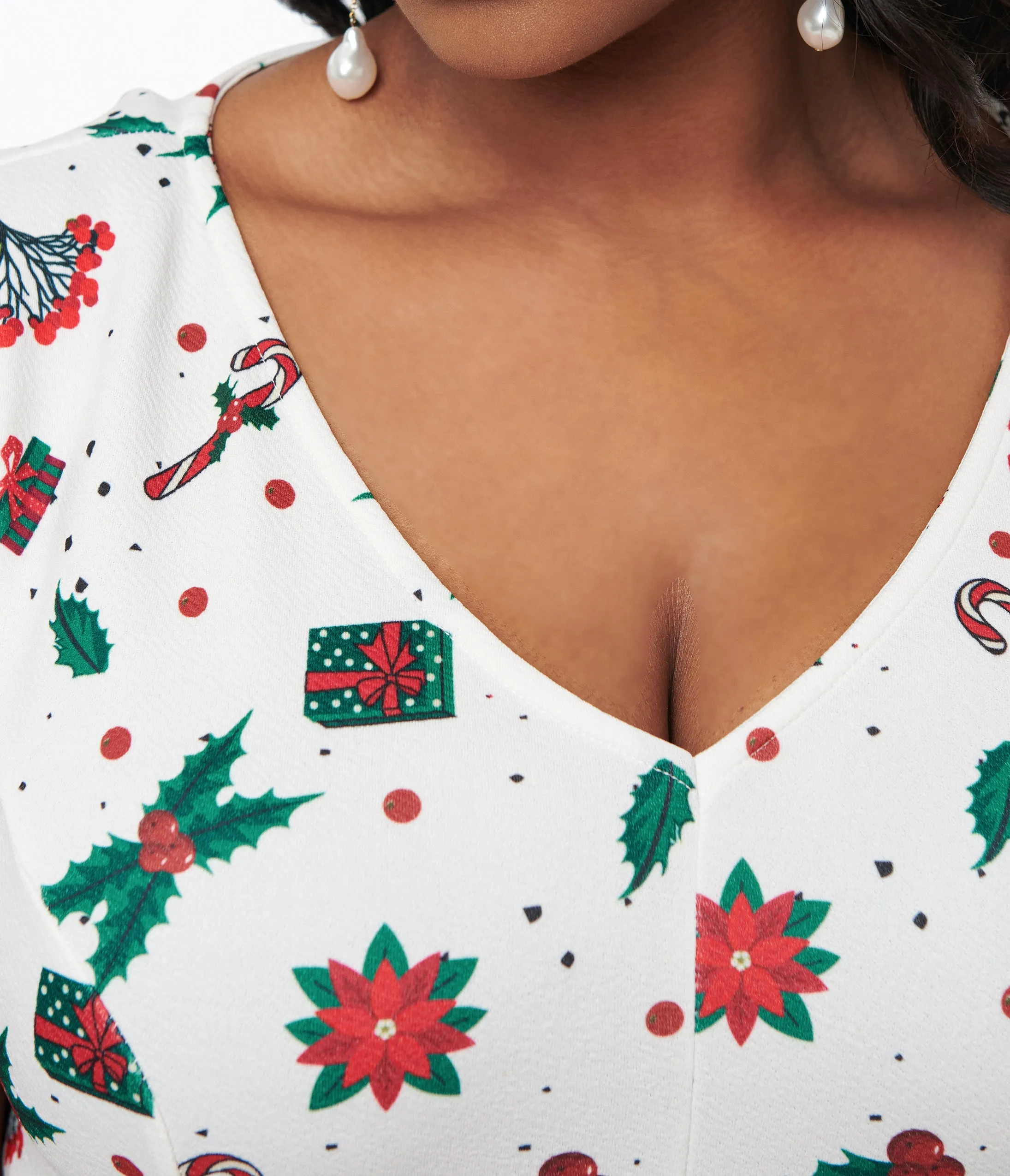 Unique Vintage Plus Size 1950s Ivory Christmas Print Poppy Flare Dress sold by Unique Vintage product image thumbnail 2