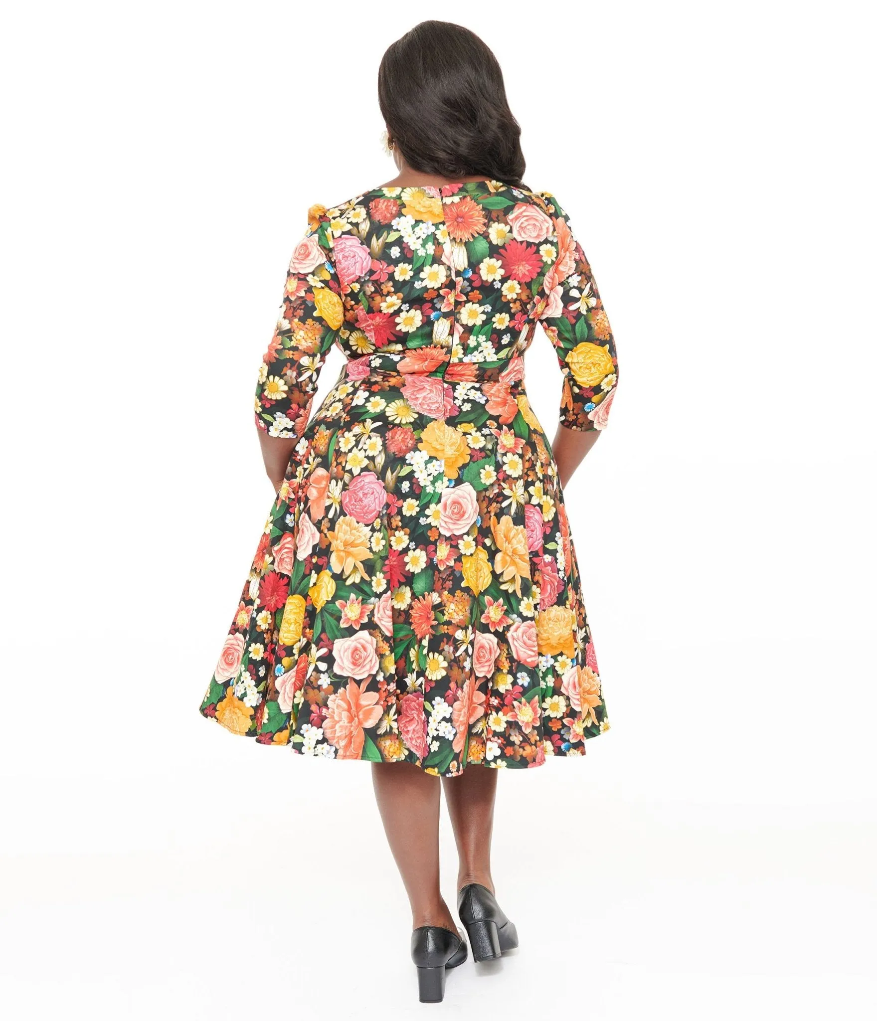 Hearts & Roses Plus Size Black Floral Cassidy Swing Dress sold by Unique Vintage product image thumbnail 2