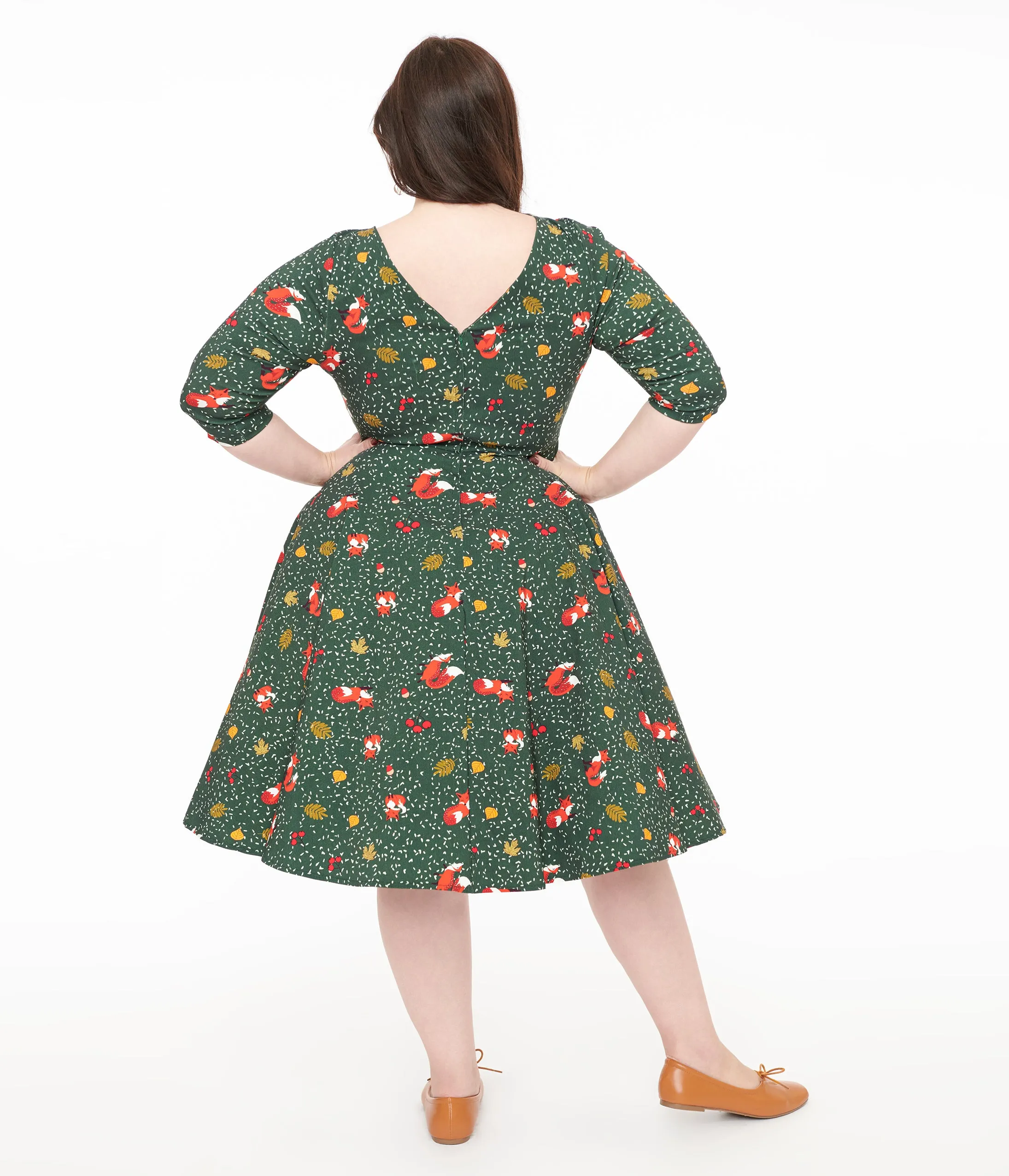 Unique Vintage Plus Size 1950s Green Winter Fox Devon Swing Dress sold by Unique Vintage product image thumbnail 2