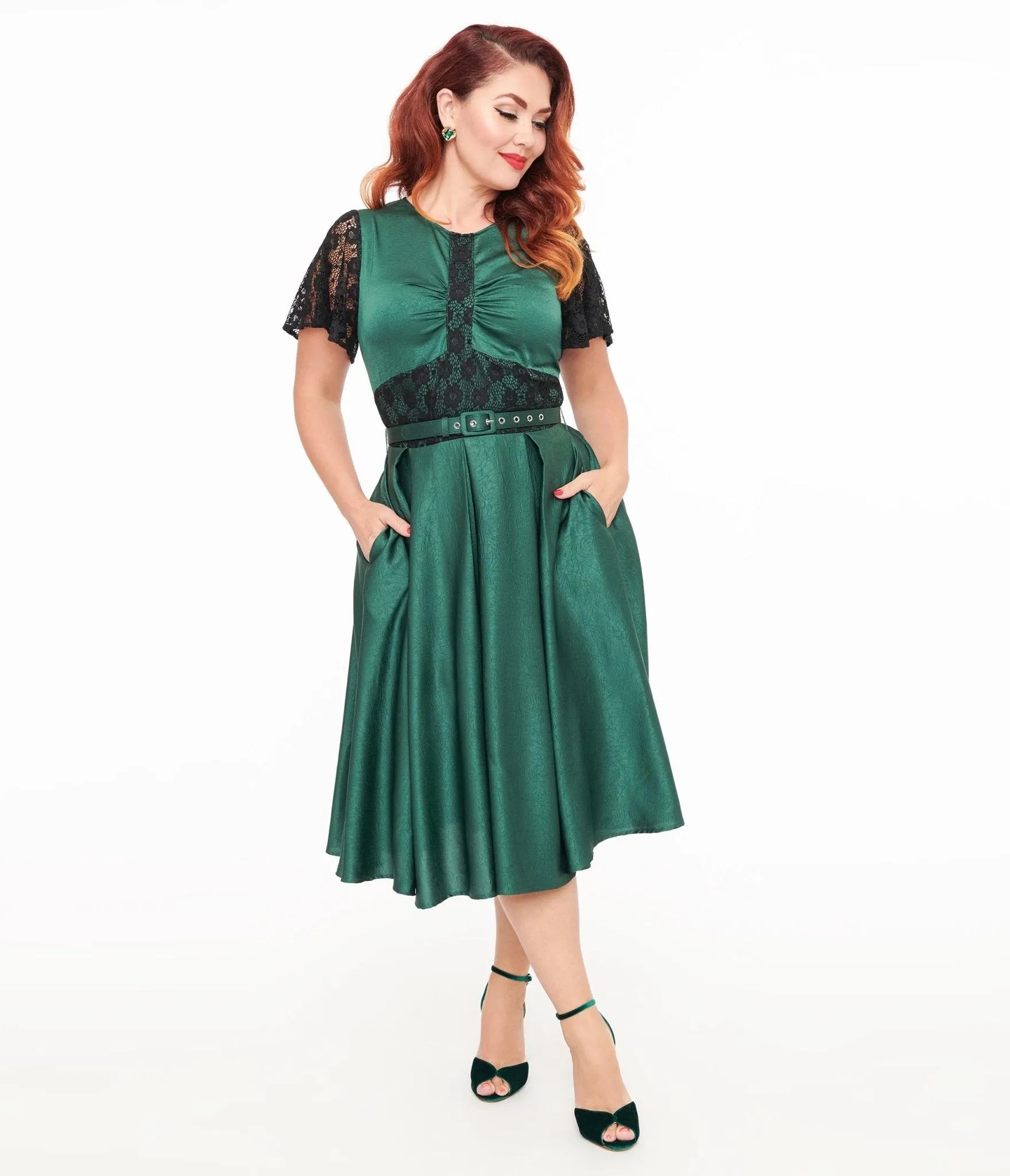 Unique Vintage 1940s Emerald Green & Black Lace Swing Dress sold by Unique Vintage product image thumbnail 3