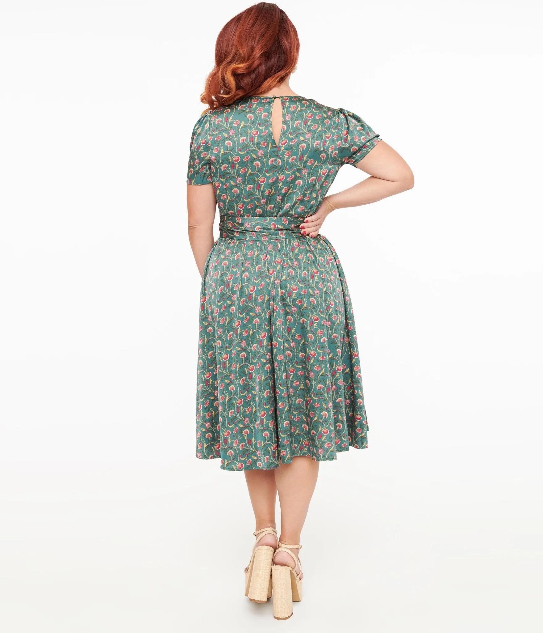Unique Vintage 1940s Green & Red Fan Print Swing Dress sold by Unique Vintage product image thumbnail 2