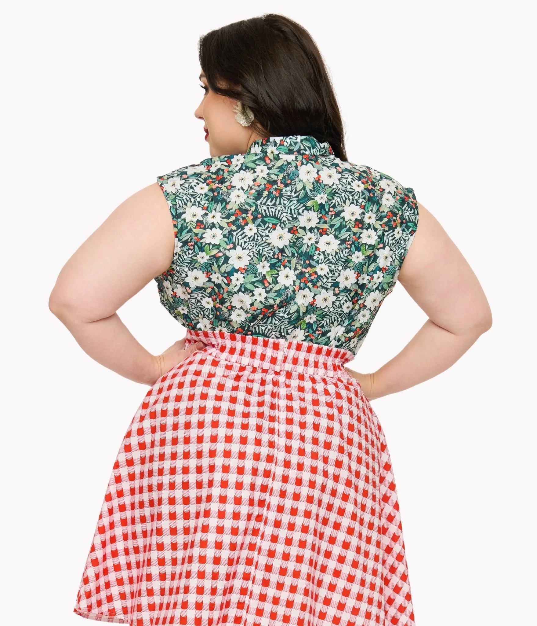 Retrolicious Plus Size 1950s Winter Floral Cotton Bow Top sold by Unique Vintage product image thumbnail 2