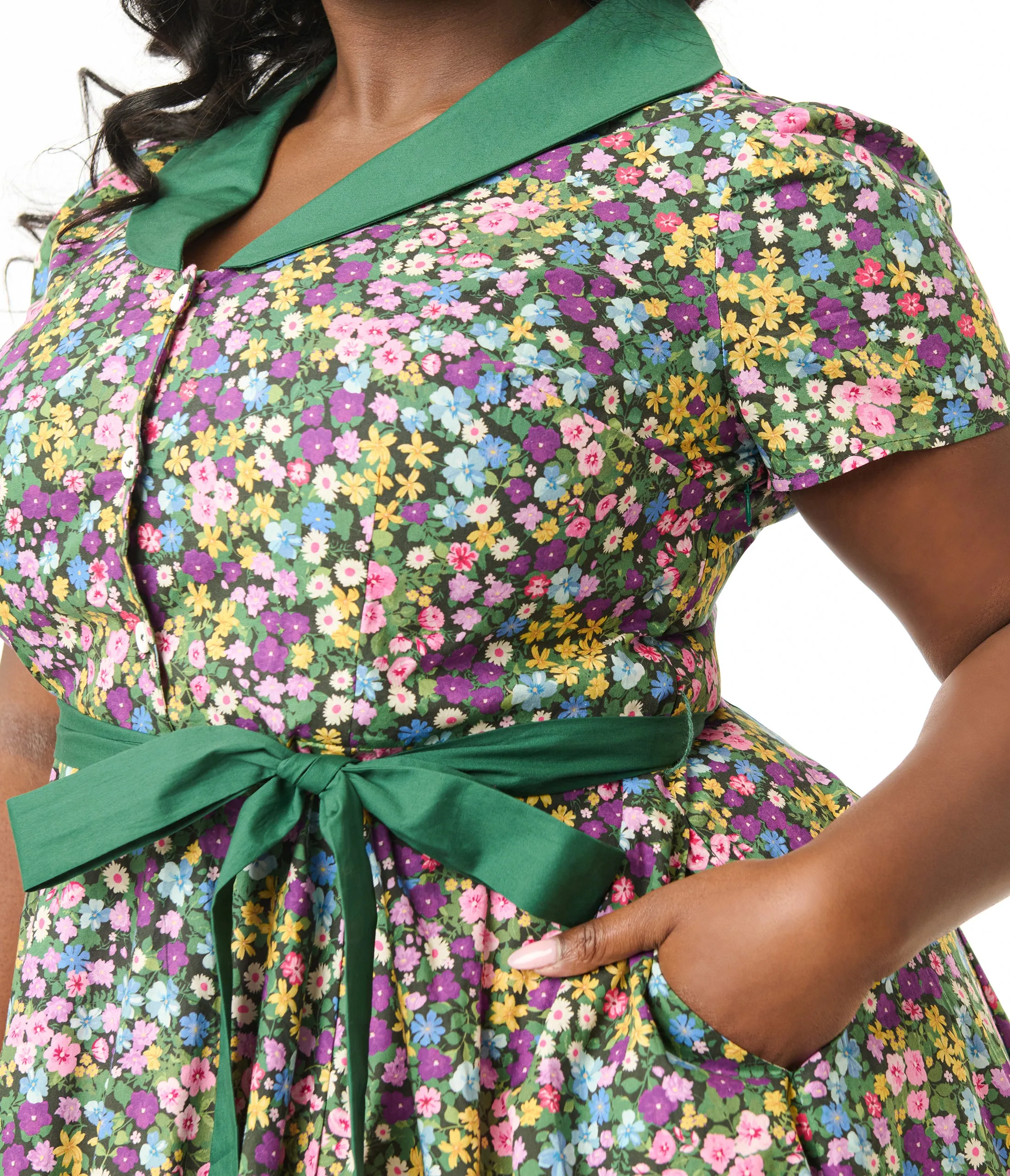 Unique Vintage Plus Size 1950s Green Ditsy Floral Cotton Shirt Dress sold by Unique Vintage product image thumbnail 3