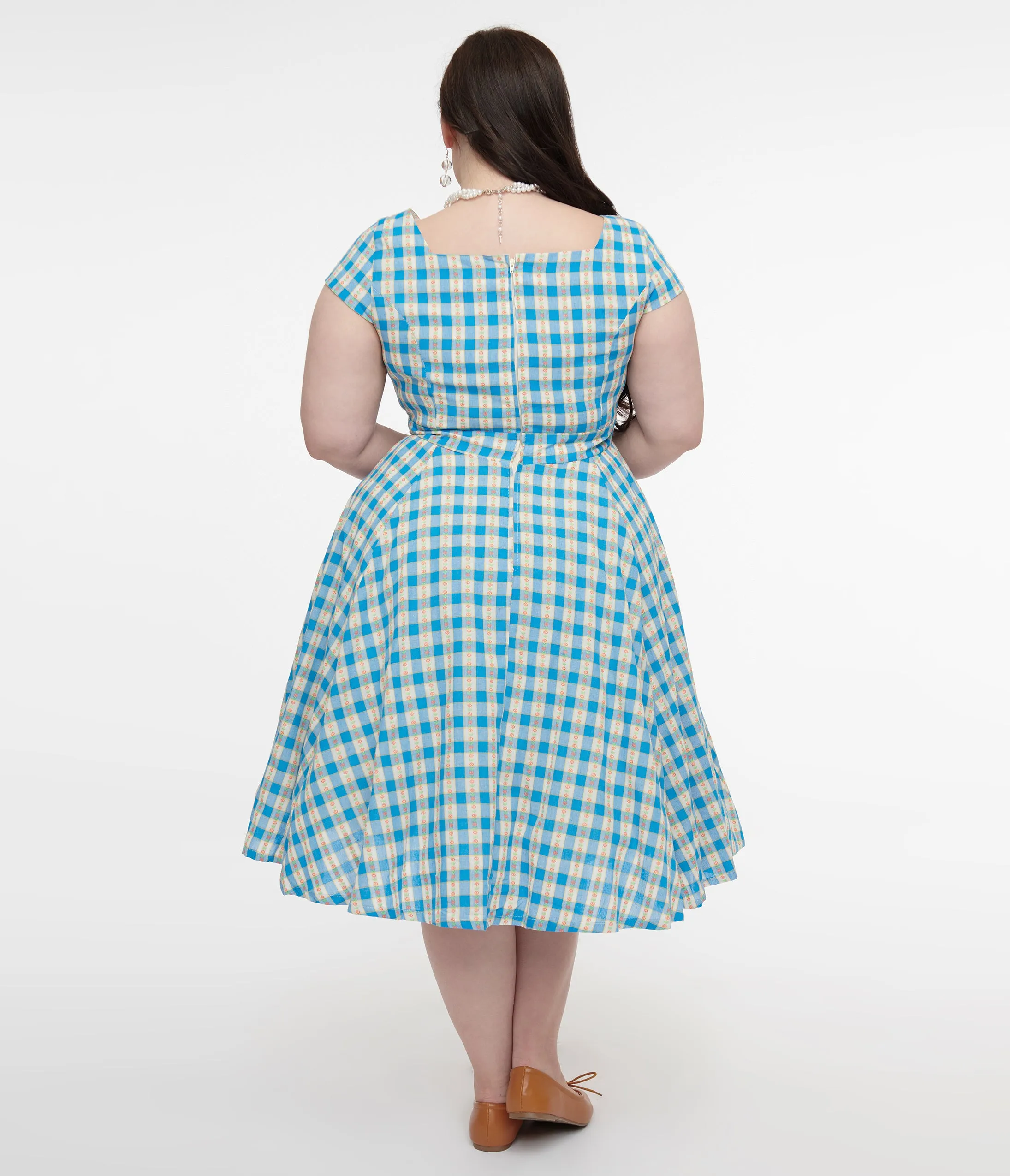 Magnolia Place Plus Size 1950s Blue Floral Gingham Anna Swing Dress sold by Unique Vintage product image thumbnail 2