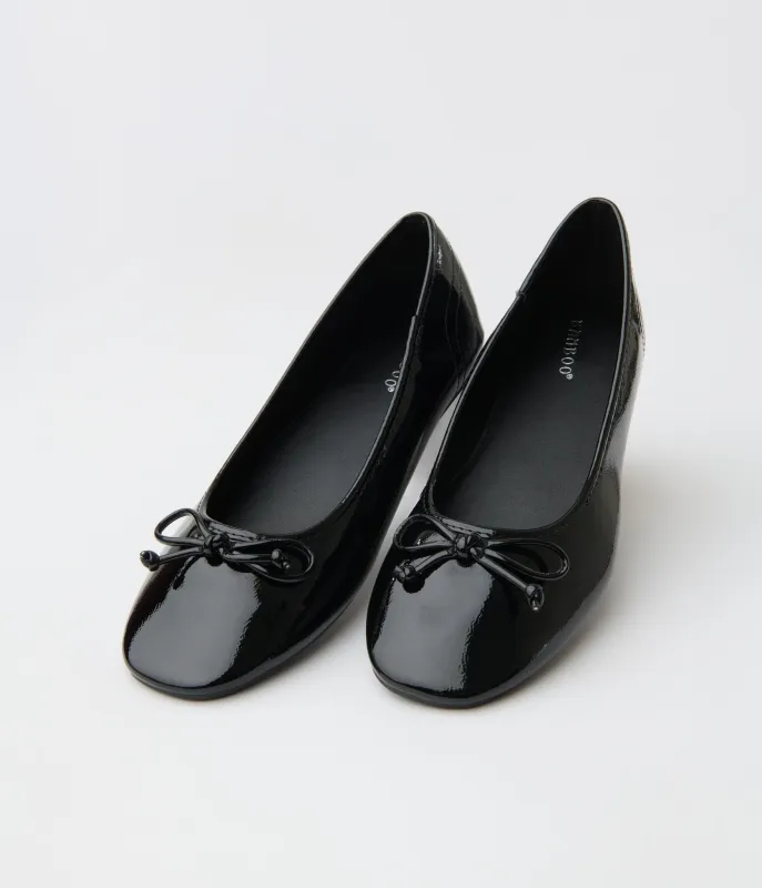 1960s Black Patent Leatherette Bow Flats sold by Unique Vintage