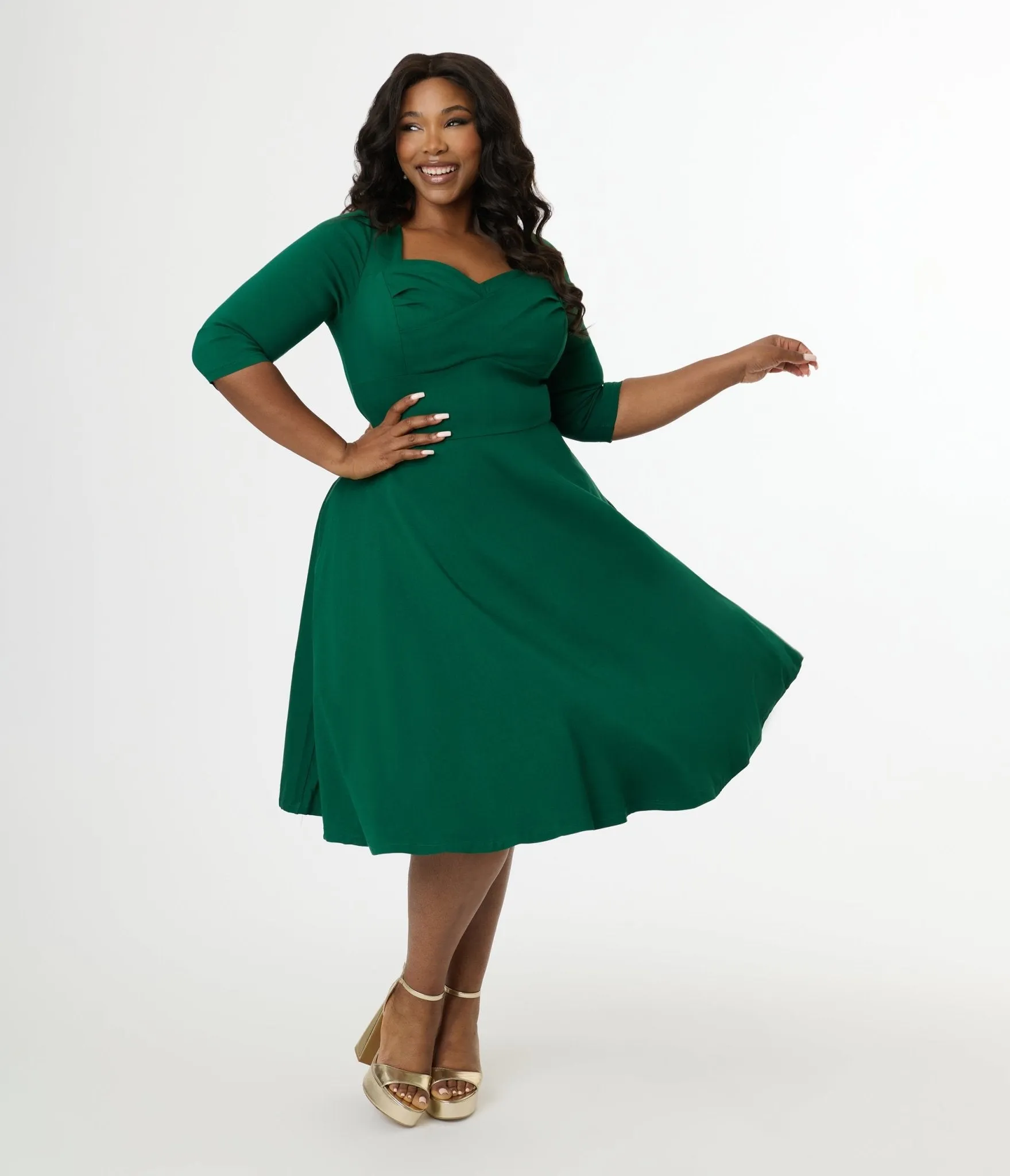 Unique Vintage Plus Size 1950s Emerald Green Pleated Bust Swing Dress sold by Unique Vintage product image thumbnail 4