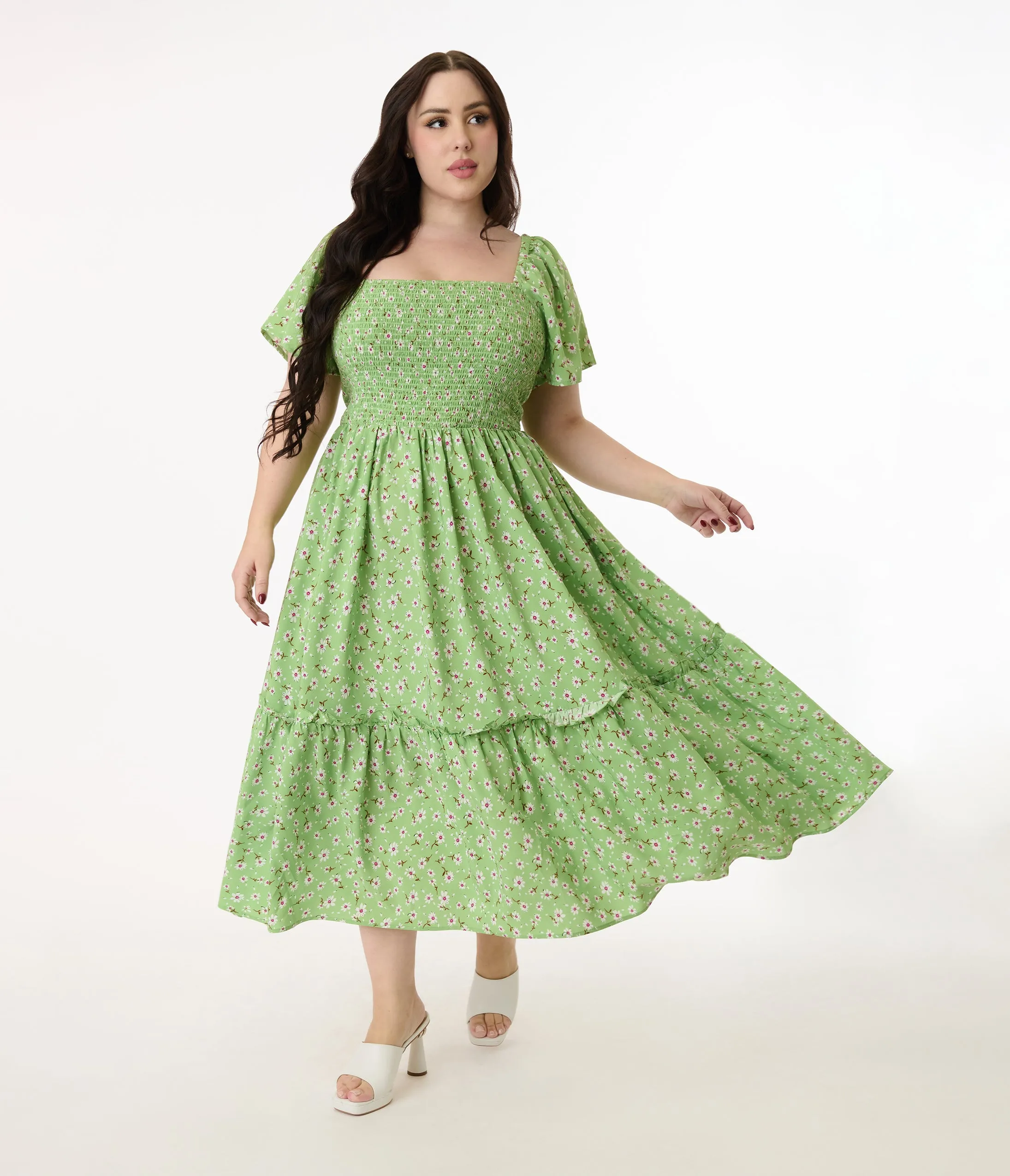 Unique Vintage Plus Size Green & White Ditsy Floral Smocked Bodice Midi Dress sold by Unique Vintage product image thumbnail 4
